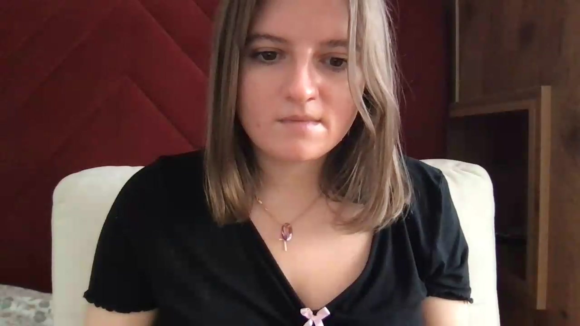 Gallery image thumbnail from SiennaMist's myfreecams stream on, 08/11/2026, 13:36 image 16 of 20