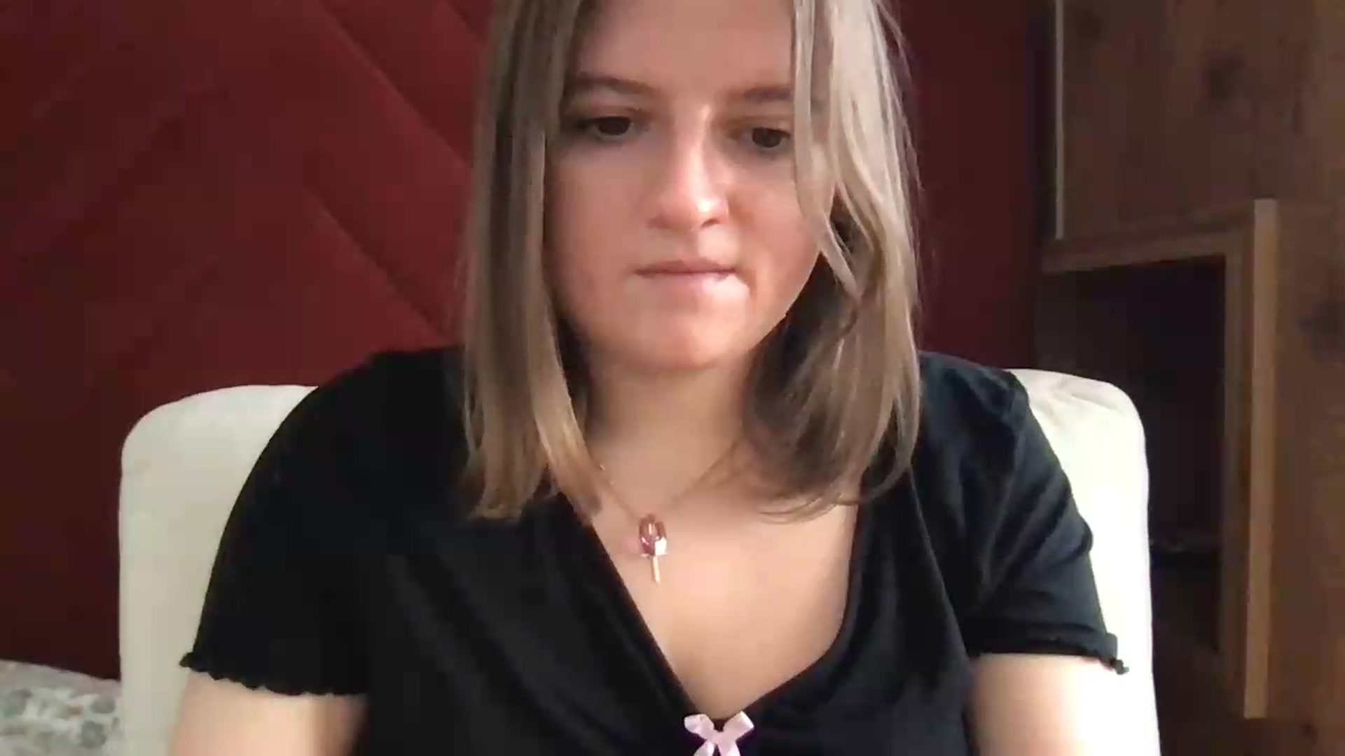 Gallery image thumbnail from SiennaMist's myfreecams stream on, 08/11/2026, 13:36 image 12 of 20