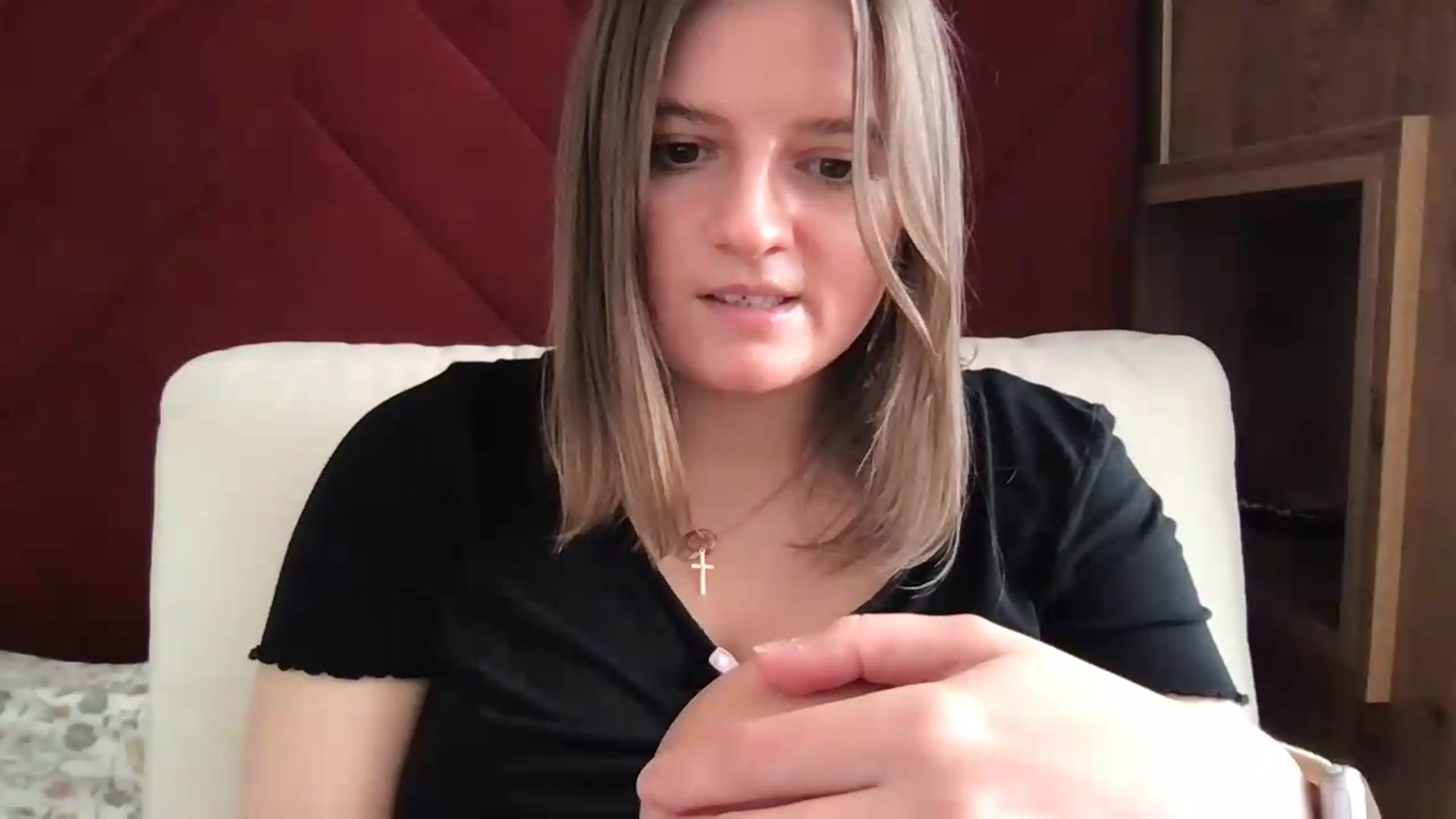 Gallery image thumbnail from SiennaMist's myfreecams stream on, 08/11/2026, 16:07 image 17 of 20