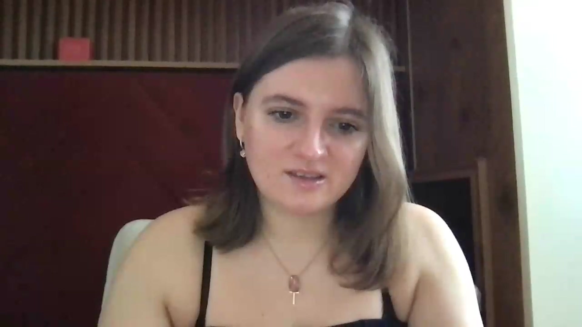 Gallery image thumbnail from SiennaMist's myfreecams stream on, 08/15/2026, 10:24 image 14 of 20