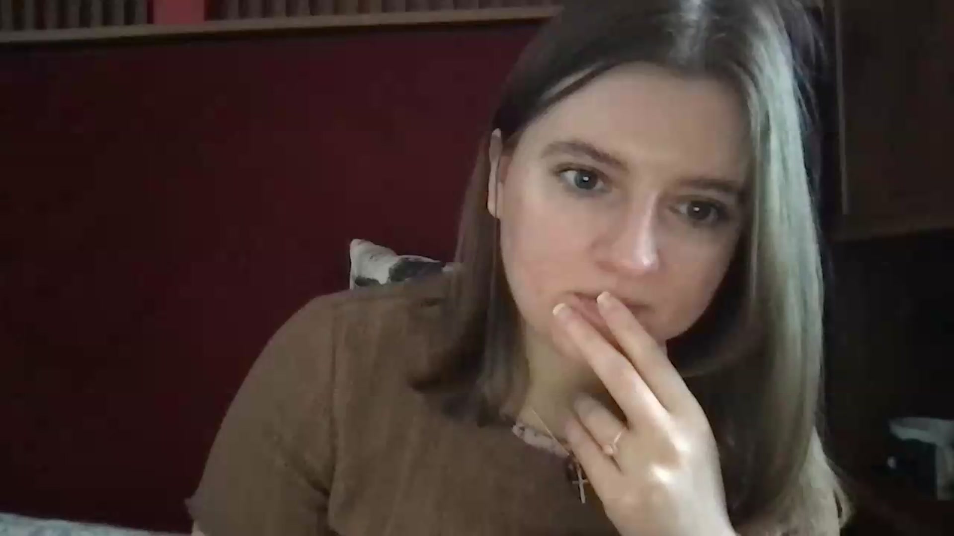 Gallery image thumbnail from SiennaMist's myfreecams stream on, 08/17/2026, 10:34 image 16 of 20