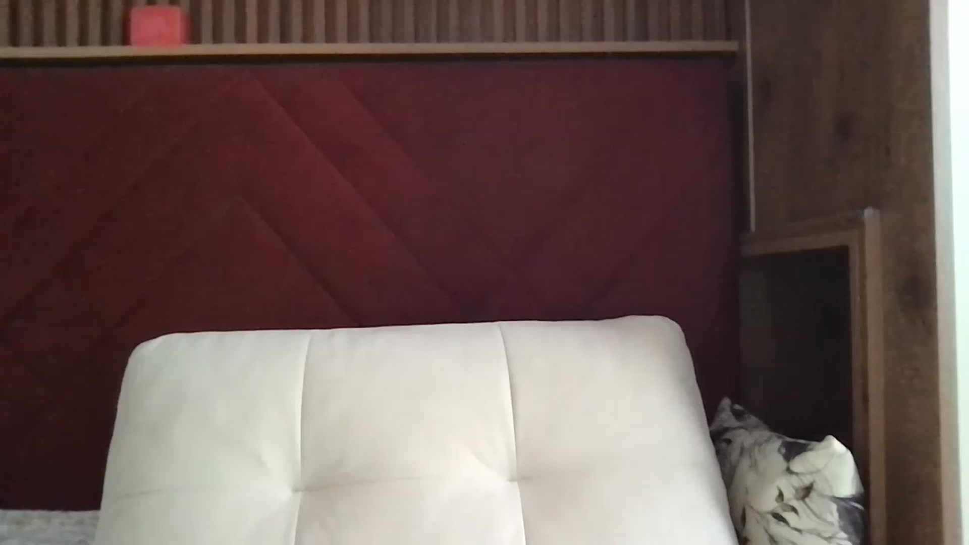 Gallery image thumbnail from SiennaMist's myfreecams stream on, 08/18/2026, 12:40 image 14 of 20