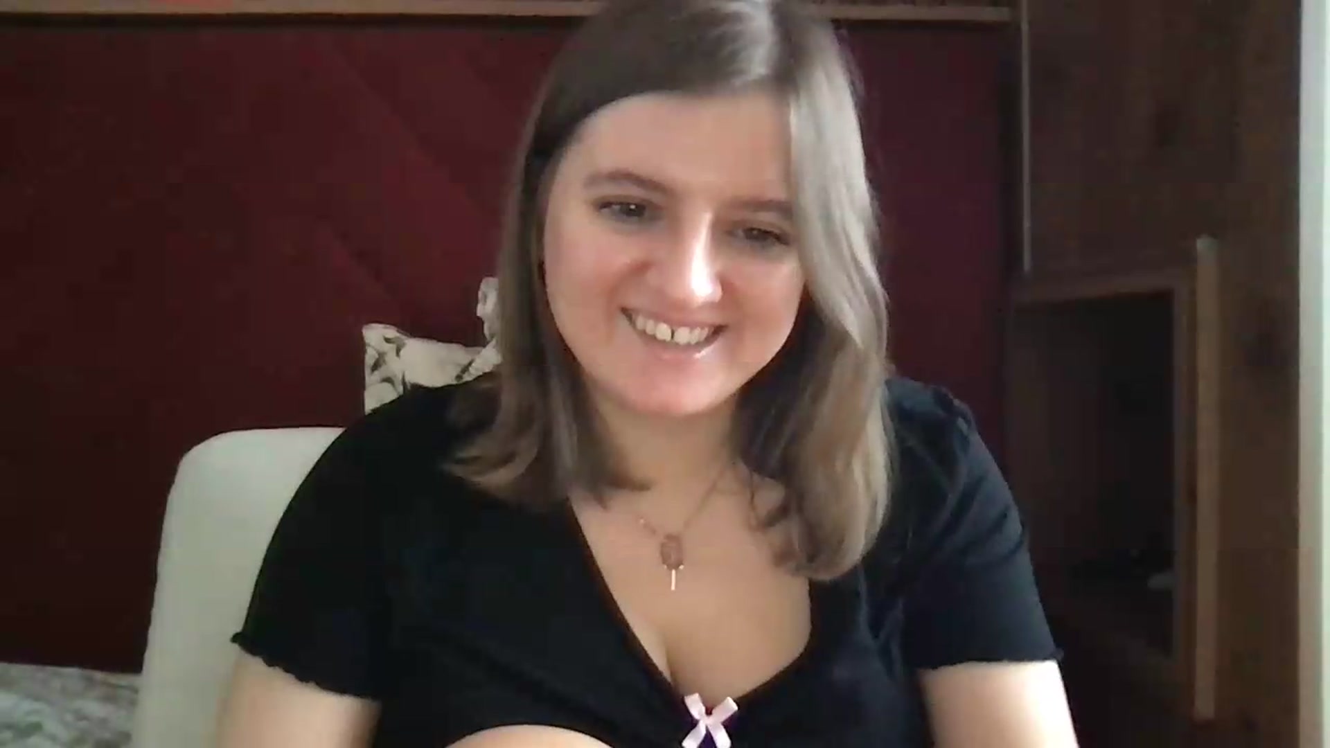 Gallery image thumbnail from SiennaMist's myfreecams stream on, 08/19/2026, 12:51 image 11 of 20