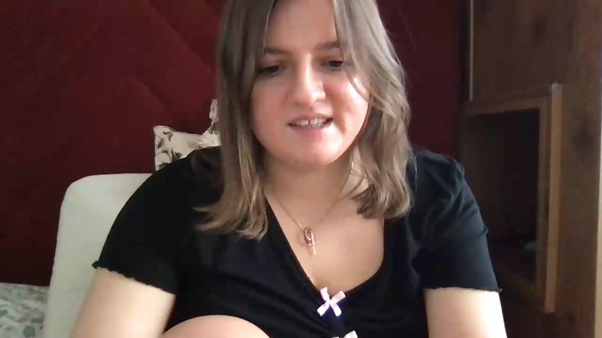 Gallery image thumbnail from SiennaMist's myfreecams stream on, 08/19/2026, 13:36 image 10 of 20