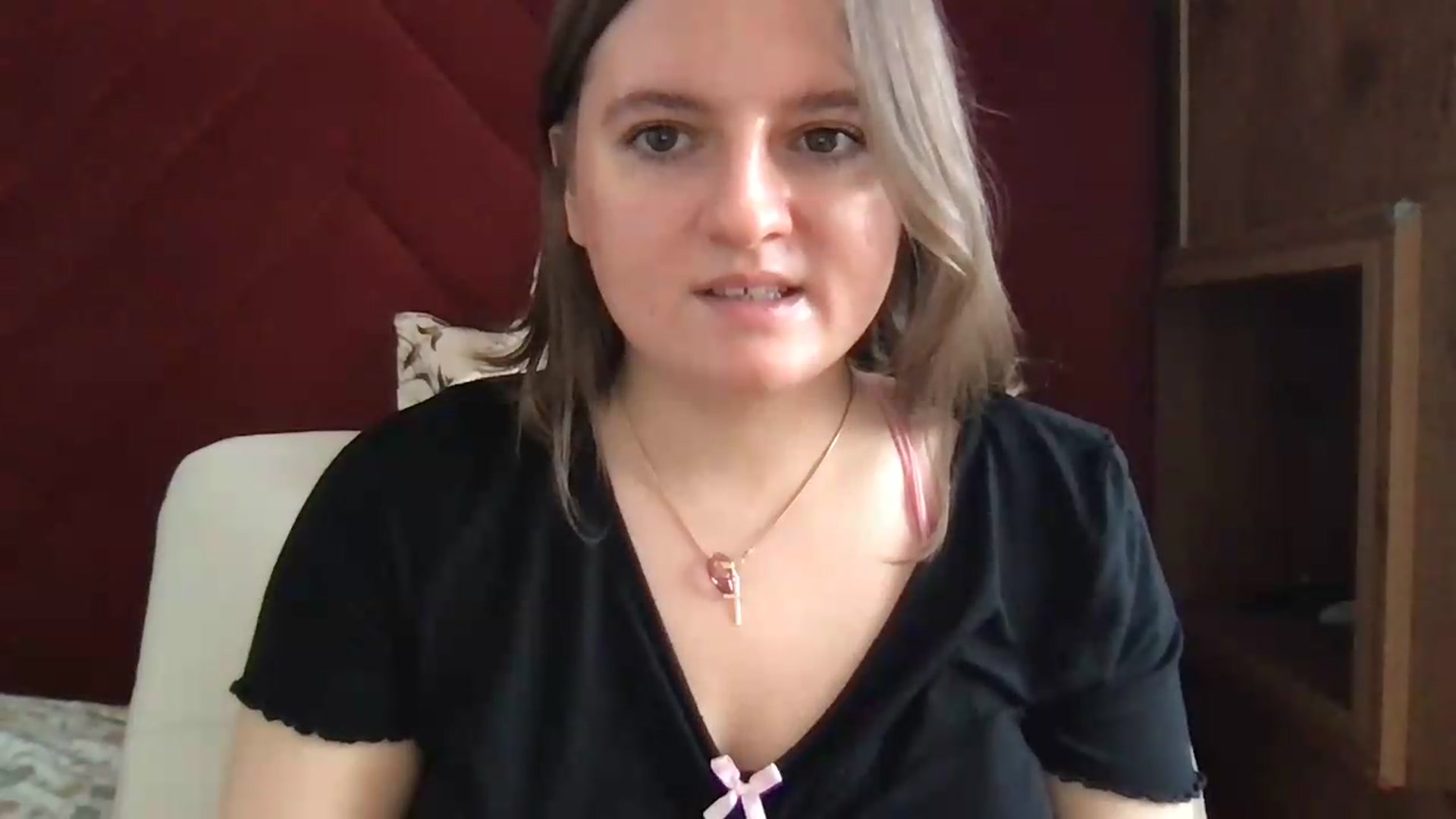 Gallery image thumbnail from SiennaMist's myfreecams stream on, 08/19/2026, 13:36 image 4 of 20