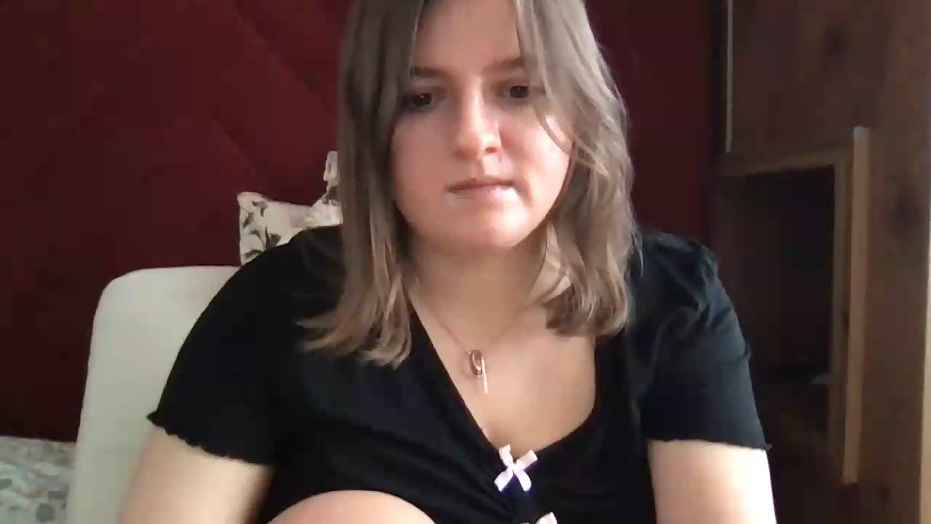 Gallery image thumbnail from SiennaMist's myfreecams stream on, 08/19/2026, 13:36 image 11 of 20