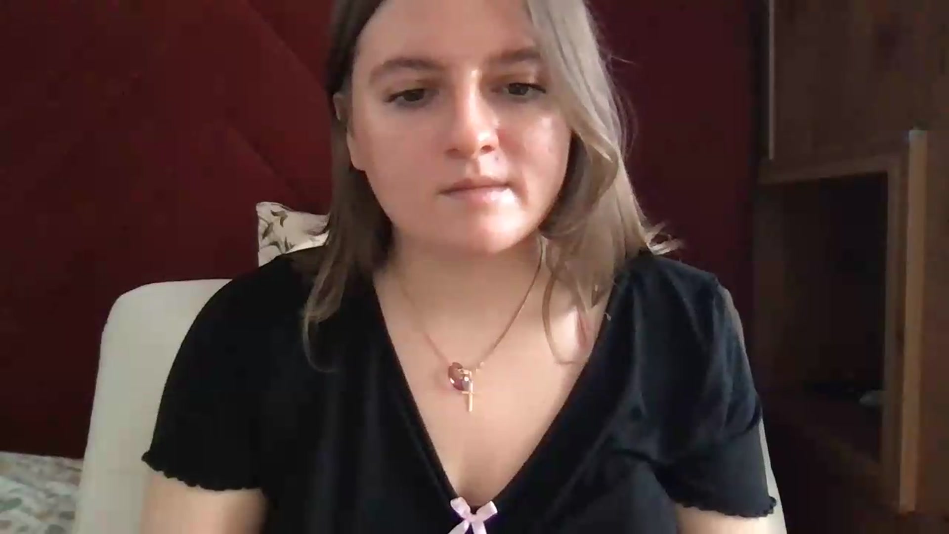 Gallery image thumbnail from SiennaMist's myfreecams stream on, 08/19/2026, 13:36 image 7 of 20