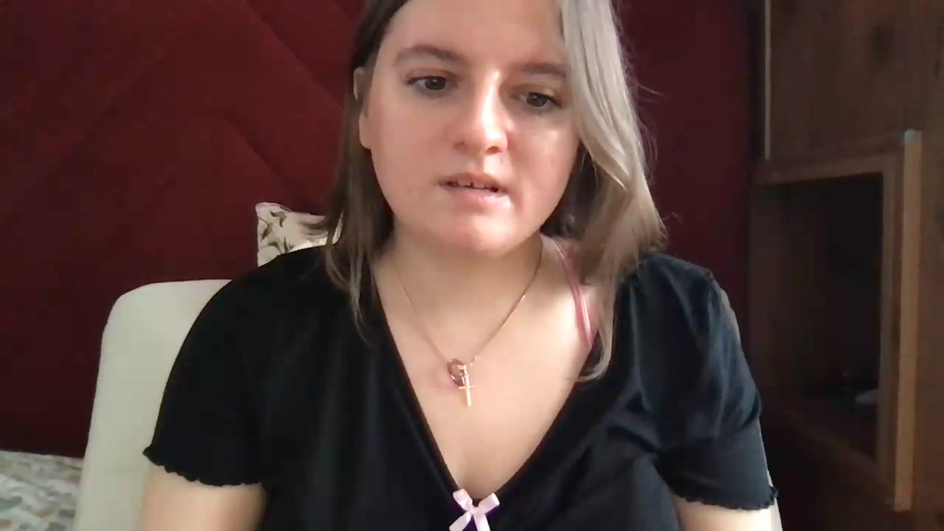Gallery image thumbnail from SiennaMist's myfreecams stream on, 08/19/2026, 13:36 image 5 of 20