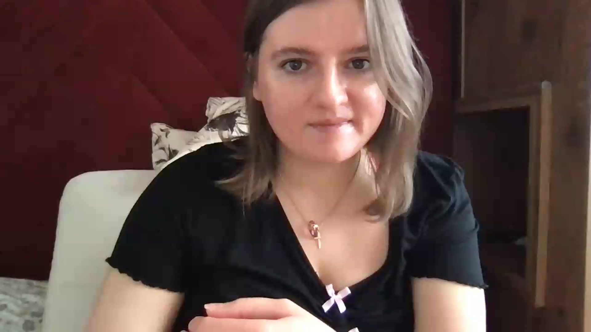 Gallery image thumbnail from SiennaMist's myfreecams stream on, 08/19/2026, 13:36 image 12 of 20