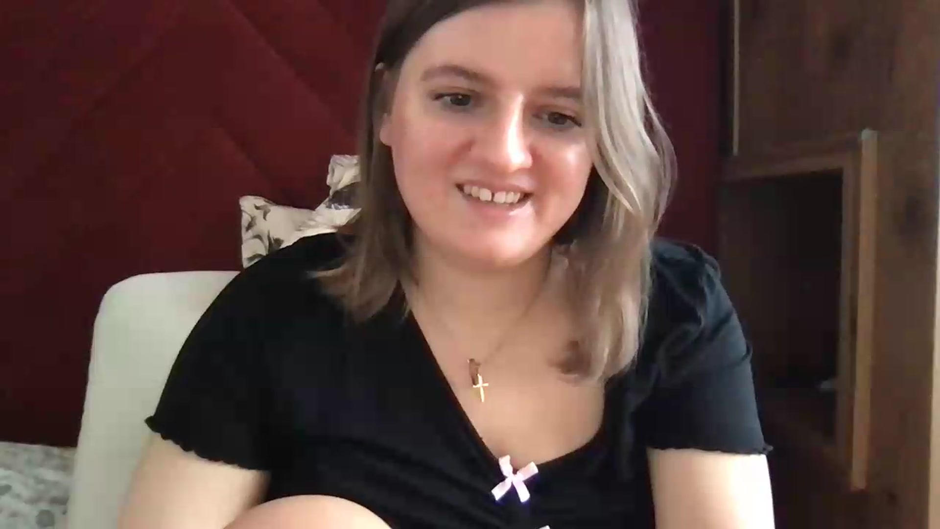 Gallery image thumbnail from SiennaMist's myfreecams stream on, 08/19/2026, 13:36 image 16 of 20