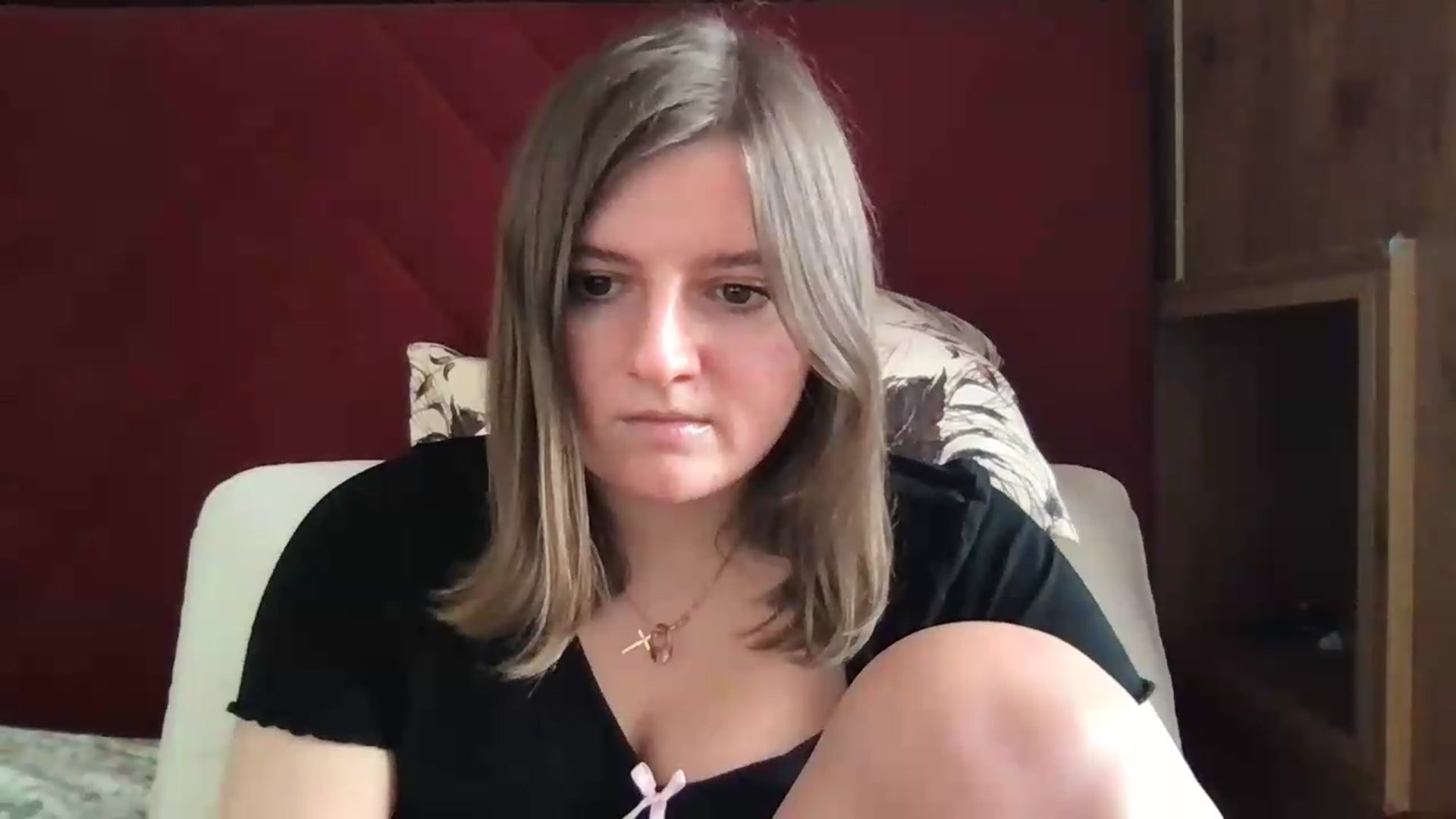 Gallery image thumbnail from SiennaMist's myfreecams stream on, 08/19/2026, 16:17 image 19 of 20