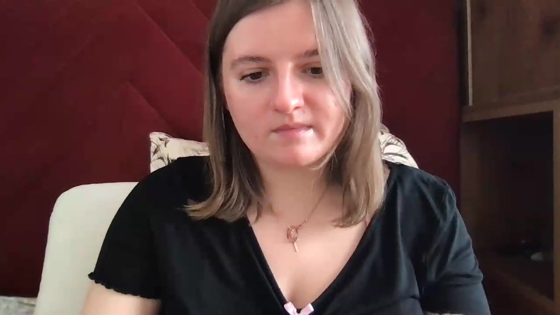 Gallery image thumbnail from SiennaMist's myfreecams stream on, 08/19/2026, 16:17 image 8 of 20