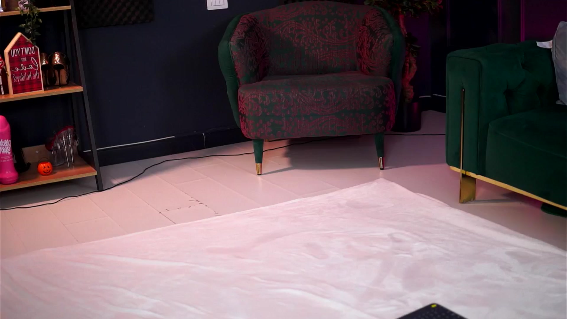 Gallery image thumbnail from SiennaNoir's myfreecams stream on, 09/10/2025, 14:46 image 1 of 20