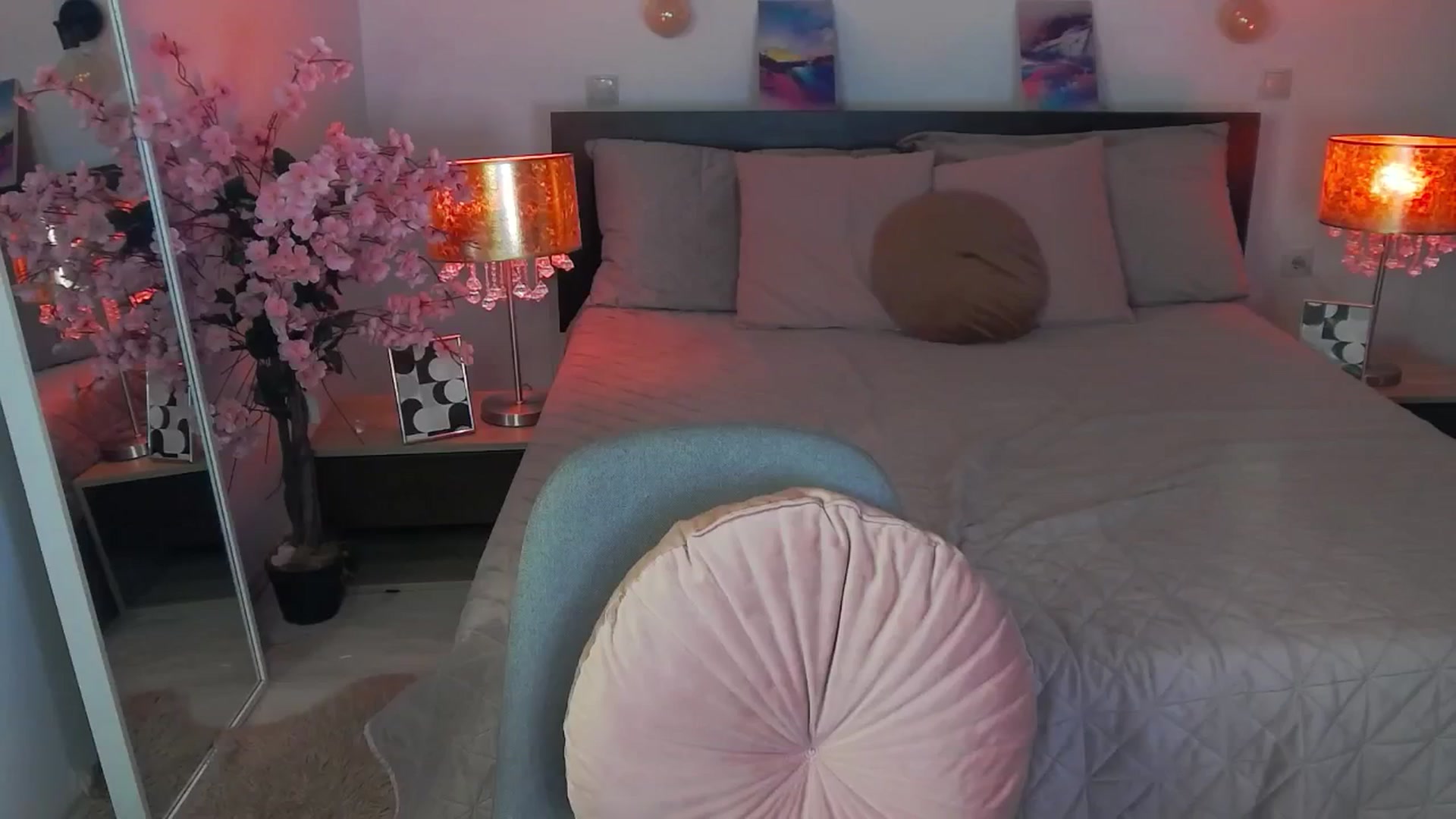 Gallery image thumbnail from SiennaNoirr's myfreecams stream on, 08/31/2024, 20:52 image 8 of 20