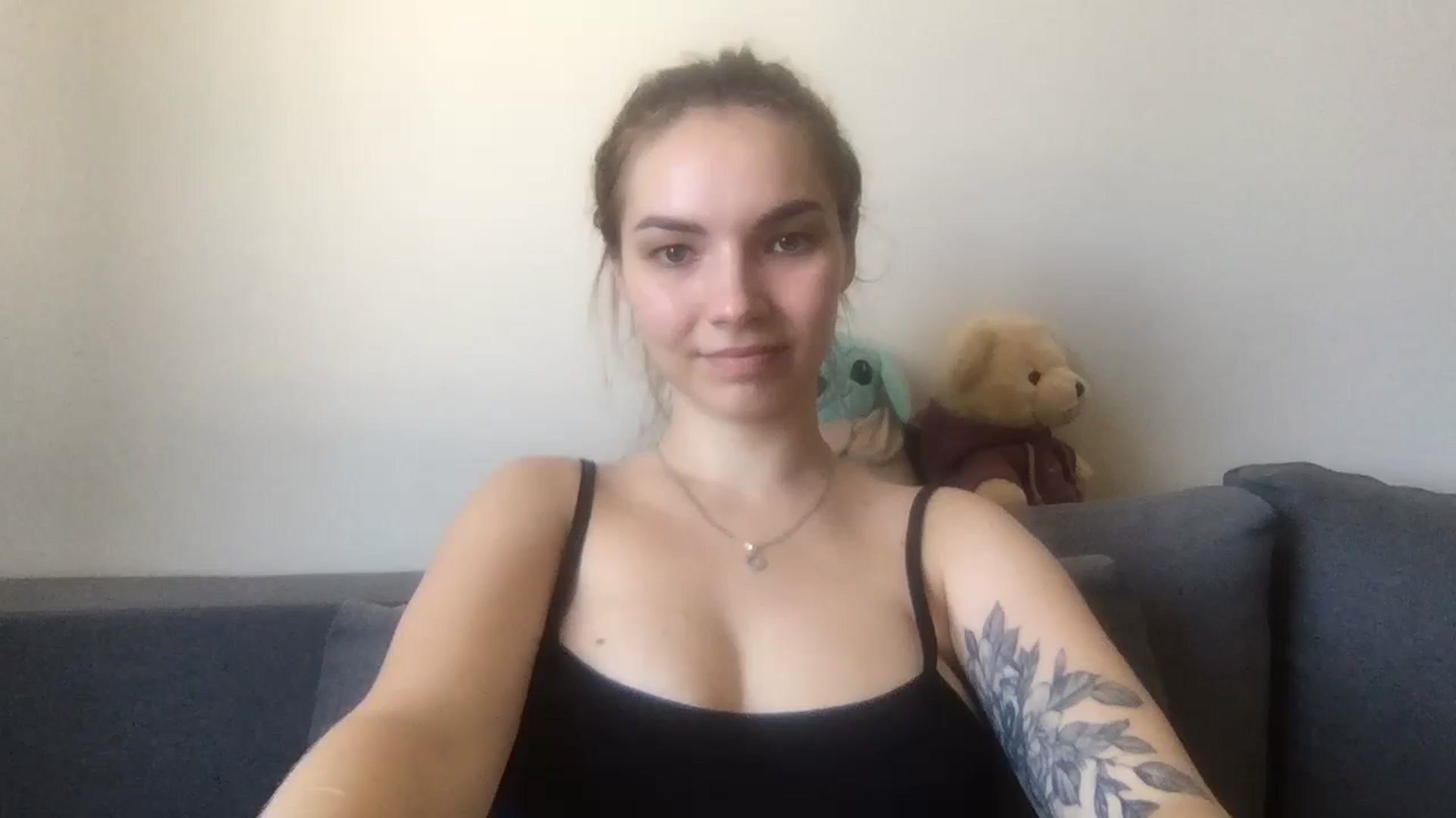 Gallery image thumbnail from SiennaRogers's myfreecams stream on, 07/15/2024, 14:36 image 1 of 20