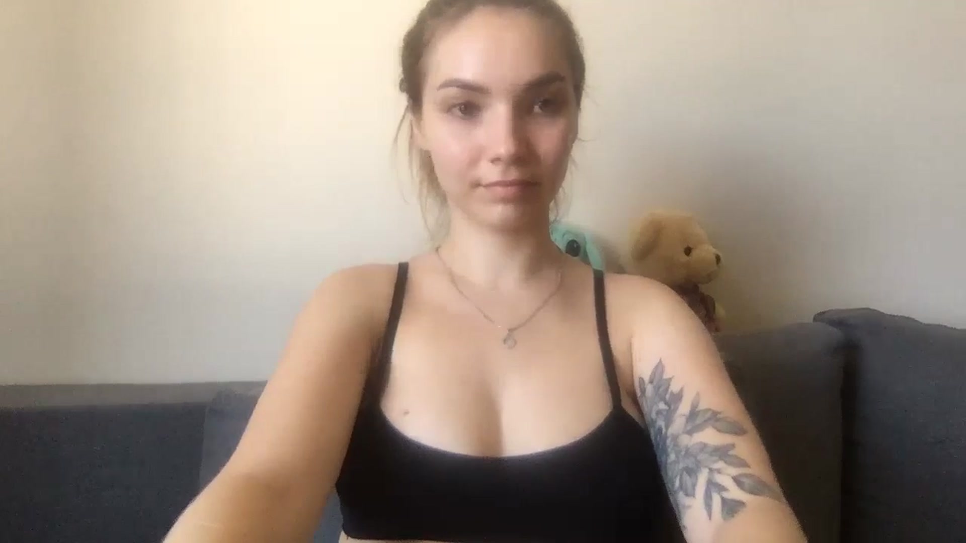 Gallery image thumbnail from SiennaRogers's myfreecams stream on, 07/15/2024, 14:36 image 4 of 20
