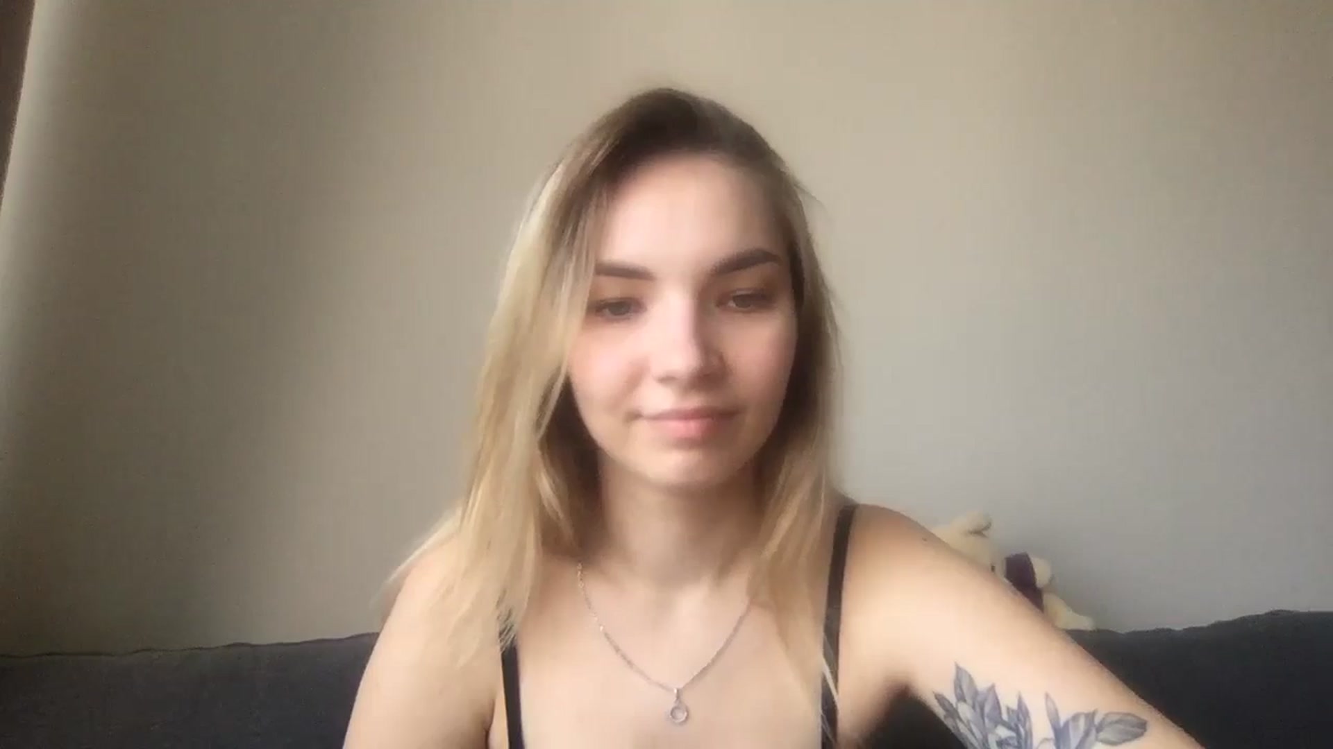Gallery image thumbnail from SiennaRogers's myfreecams stream on, 07/17/2024, 11:18 image 11 of 20