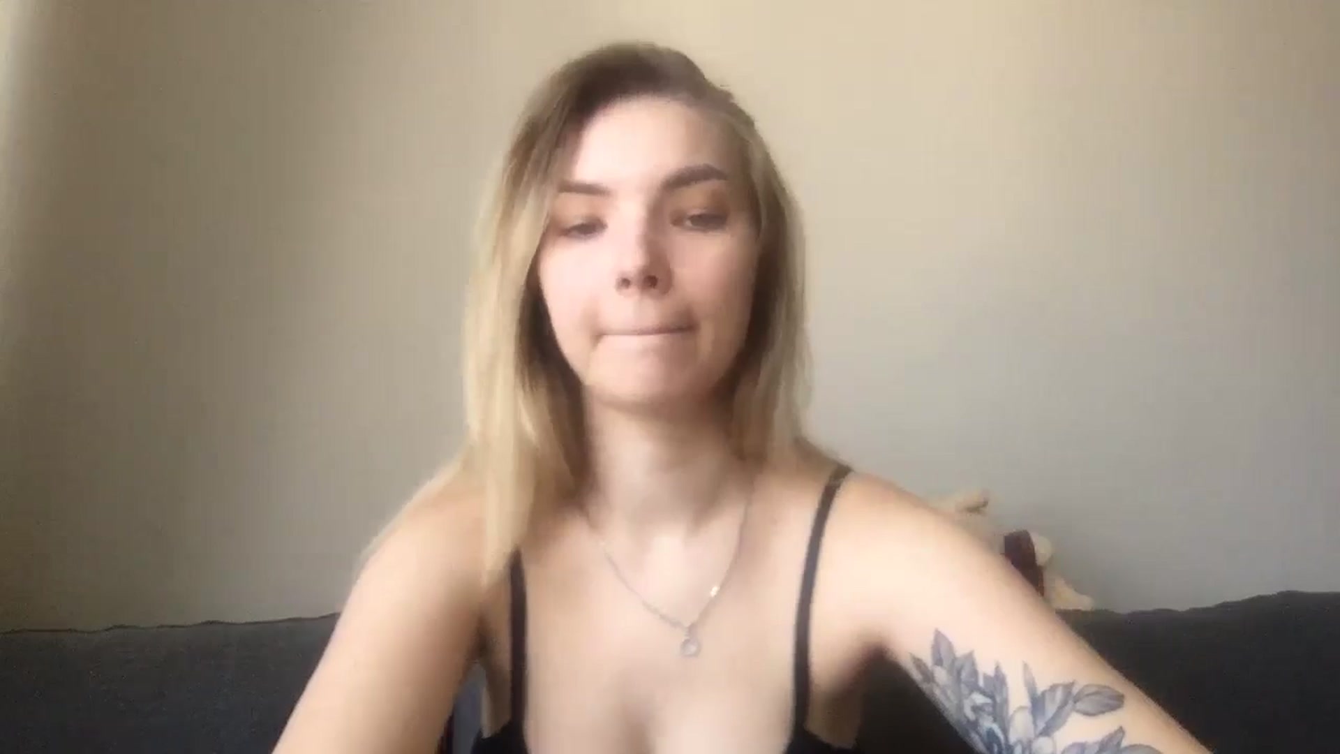 Gallery image thumbnail from SiennaRogers's myfreecams stream on, 07/17/2024, 11:18 image 3 of 20