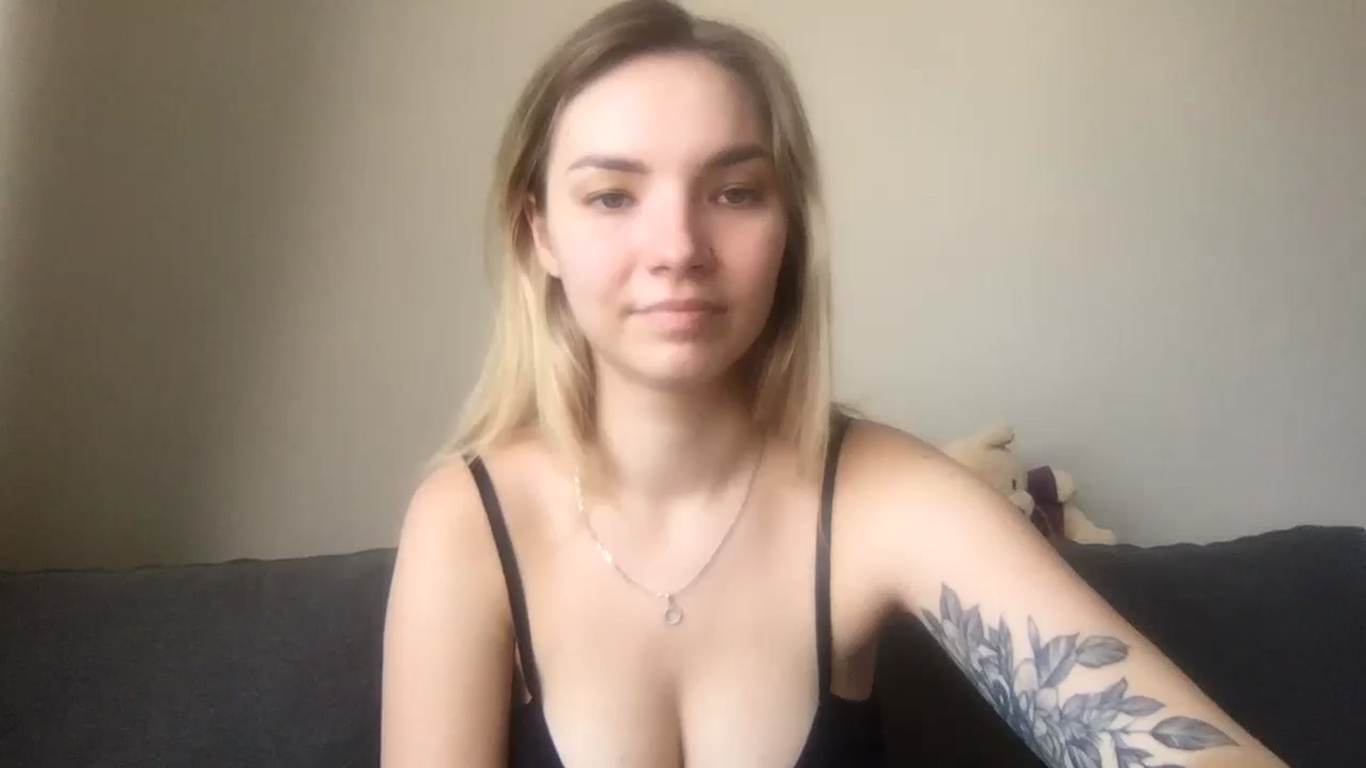 Gallery image thumbnail from SiennaRogers's myfreecams stream on, 07/17/2024, 11:37 image 16 of 20