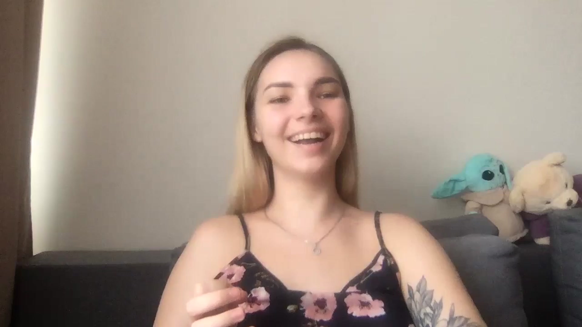 Gallery image thumbnail from SiennaRogers's myfreecams stream on, 07/18/2024, 14:09 image 16 of 20