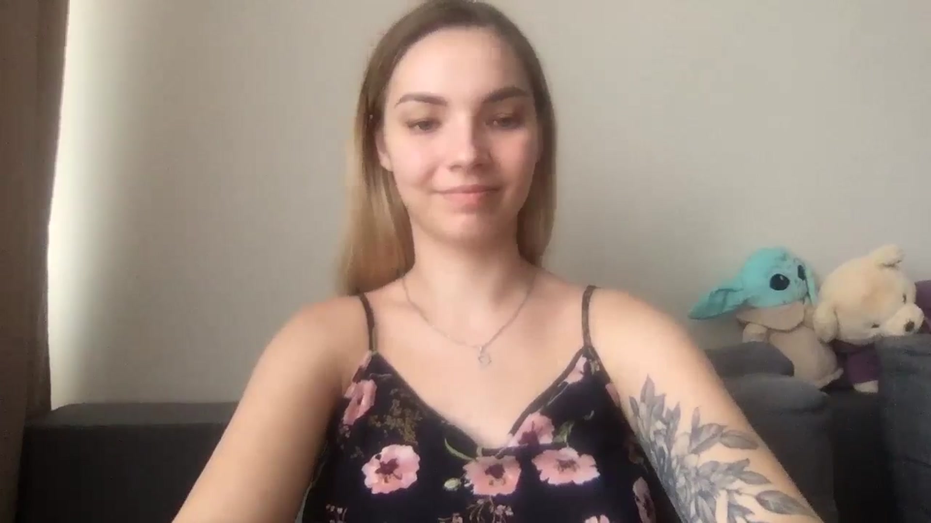 Gallery image thumbnail from SiennaRogers's myfreecams stream on, 07/18/2024, 14:09 image 18 of 20