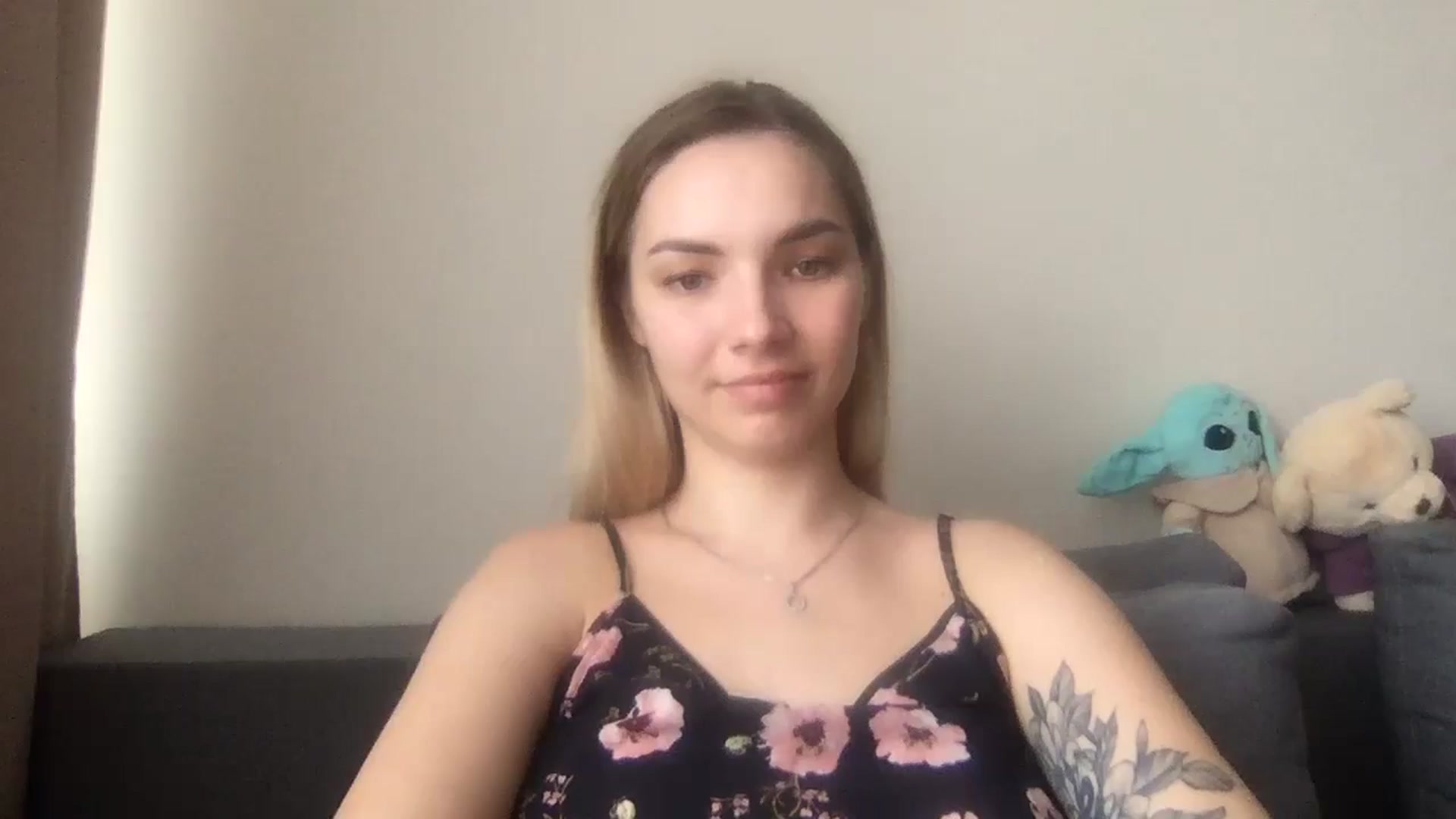 Gallery image thumbnail from SiennaRogers's myfreecams stream on, 07/18/2024, 14:09 image 14 of 20