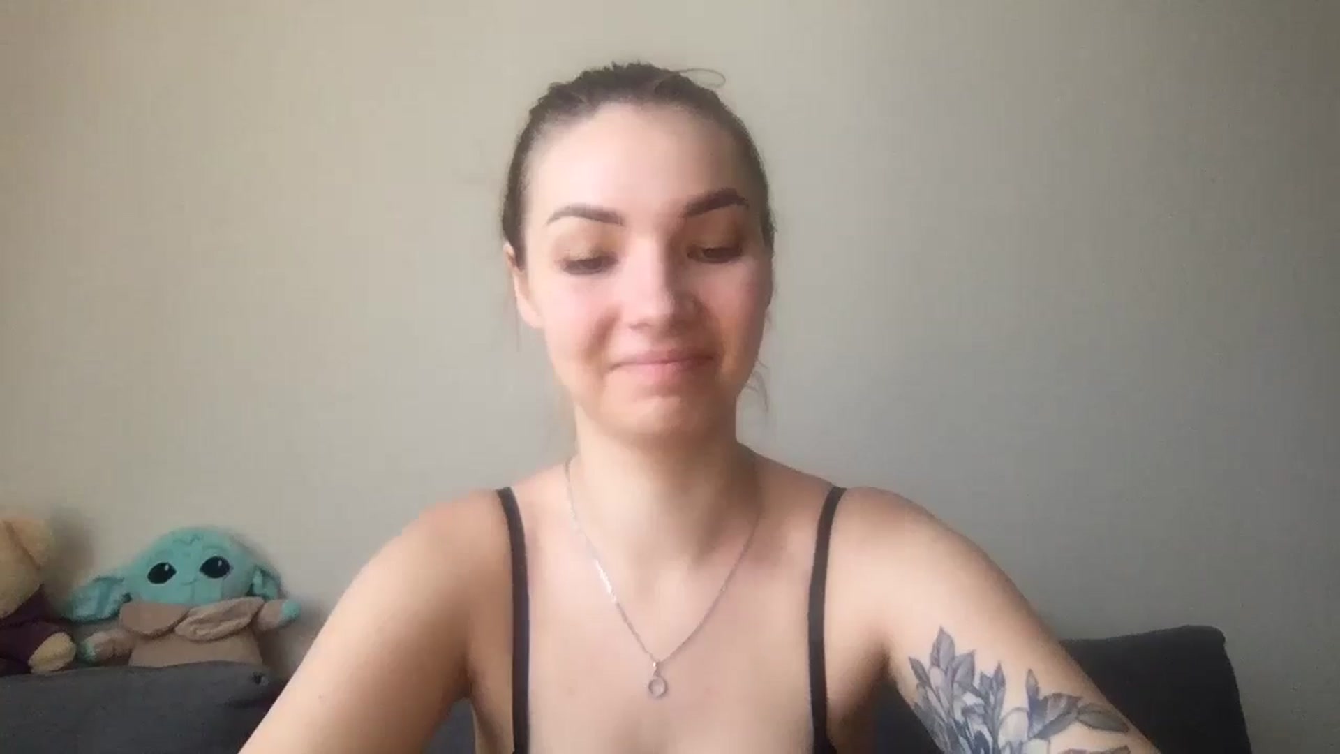 Gallery image thumbnail from SiennaRogers's myfreecams stream on, 07/25/2024, 08:15 image 18 of 20