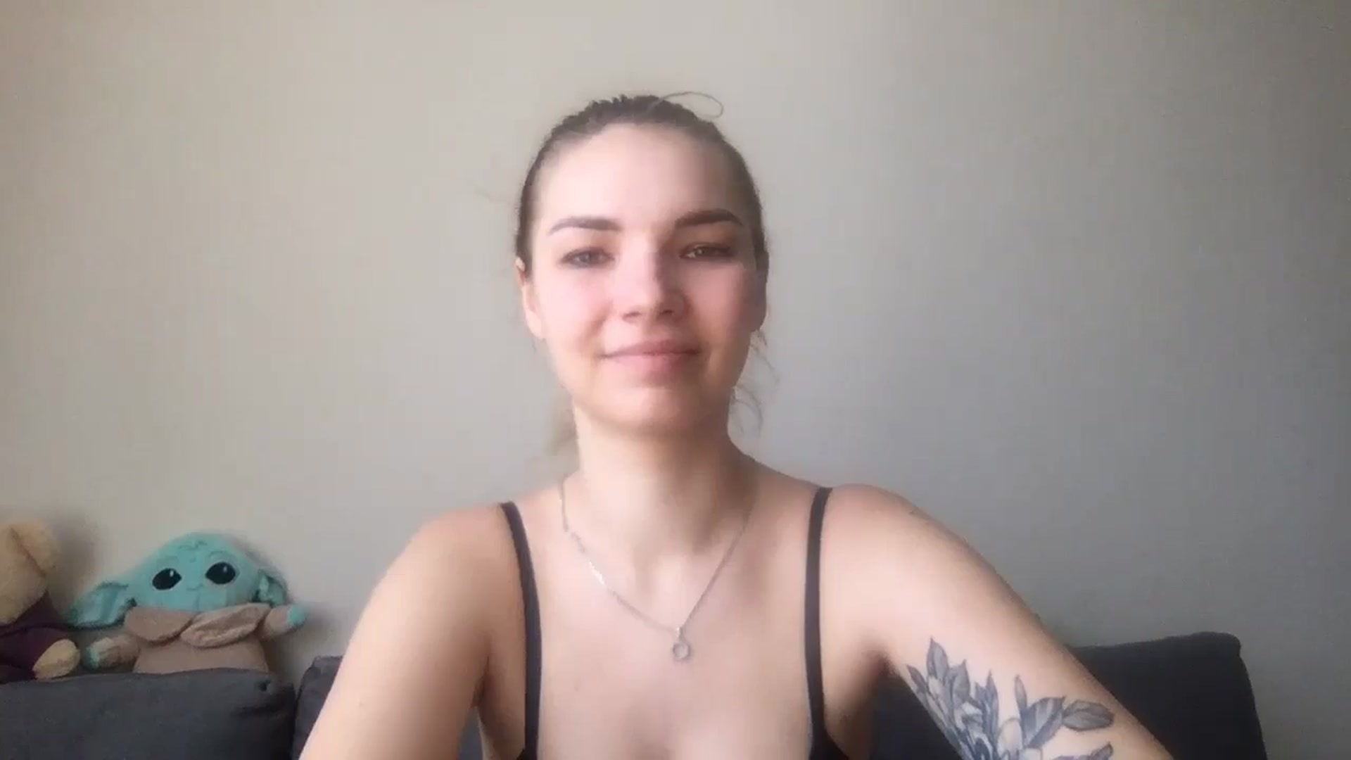 Gallery image thumbnail from SiennaRogers's myfreecams stream on, 07/25/2024, 08:15 image 7 of 20