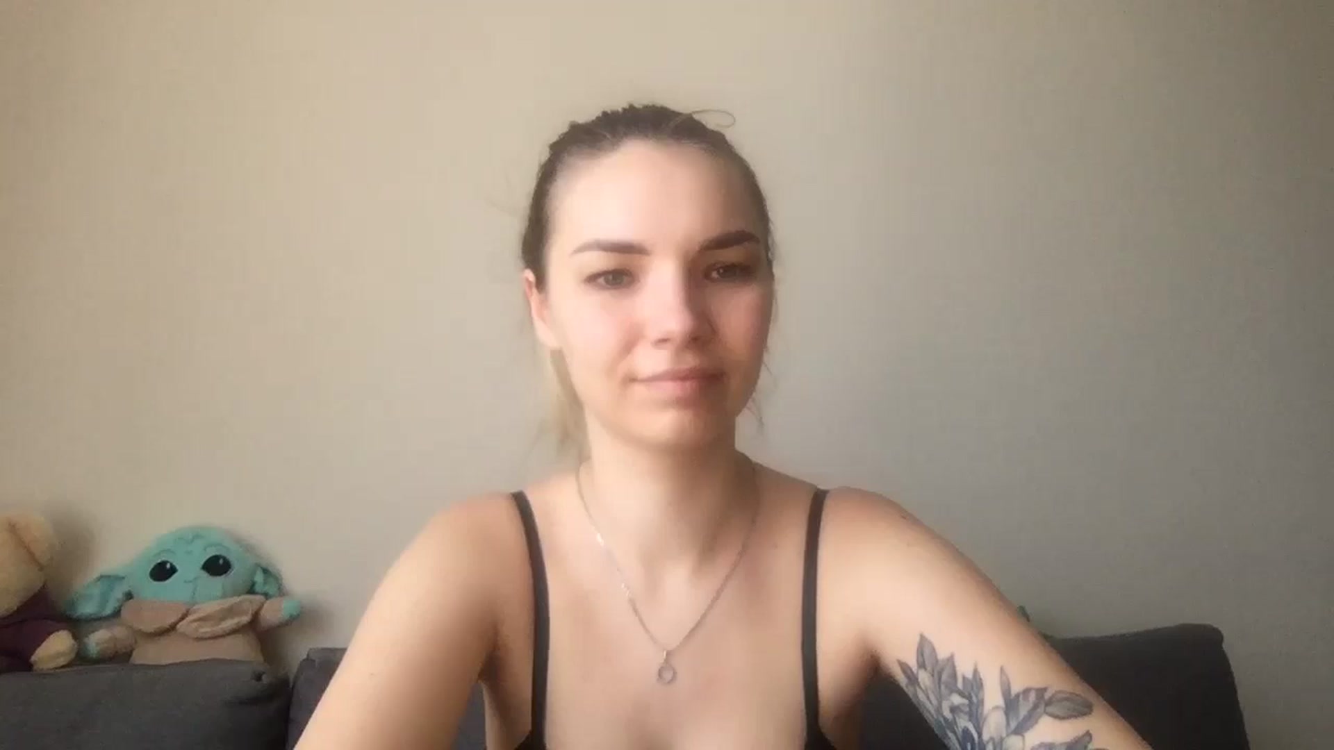 Gallery image thumbnail from SiennaRogers's myfreecams stream on, 07/25/2024, 08:15 image 14 of 20