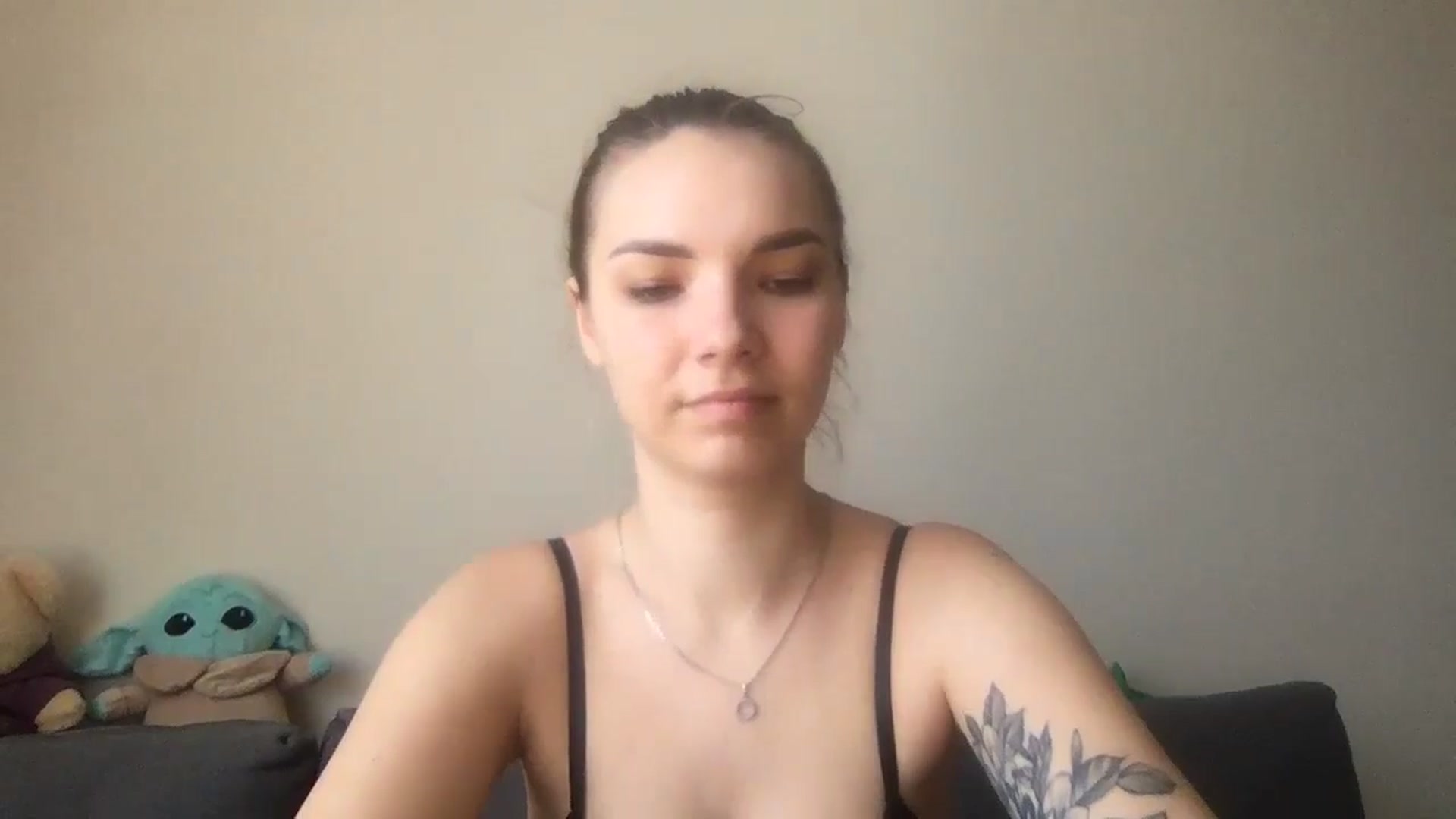 Gallery image thumbnail from SiennaRogers's myfreecams stream on, 07/25/2024, 08:15 image 11 of 20