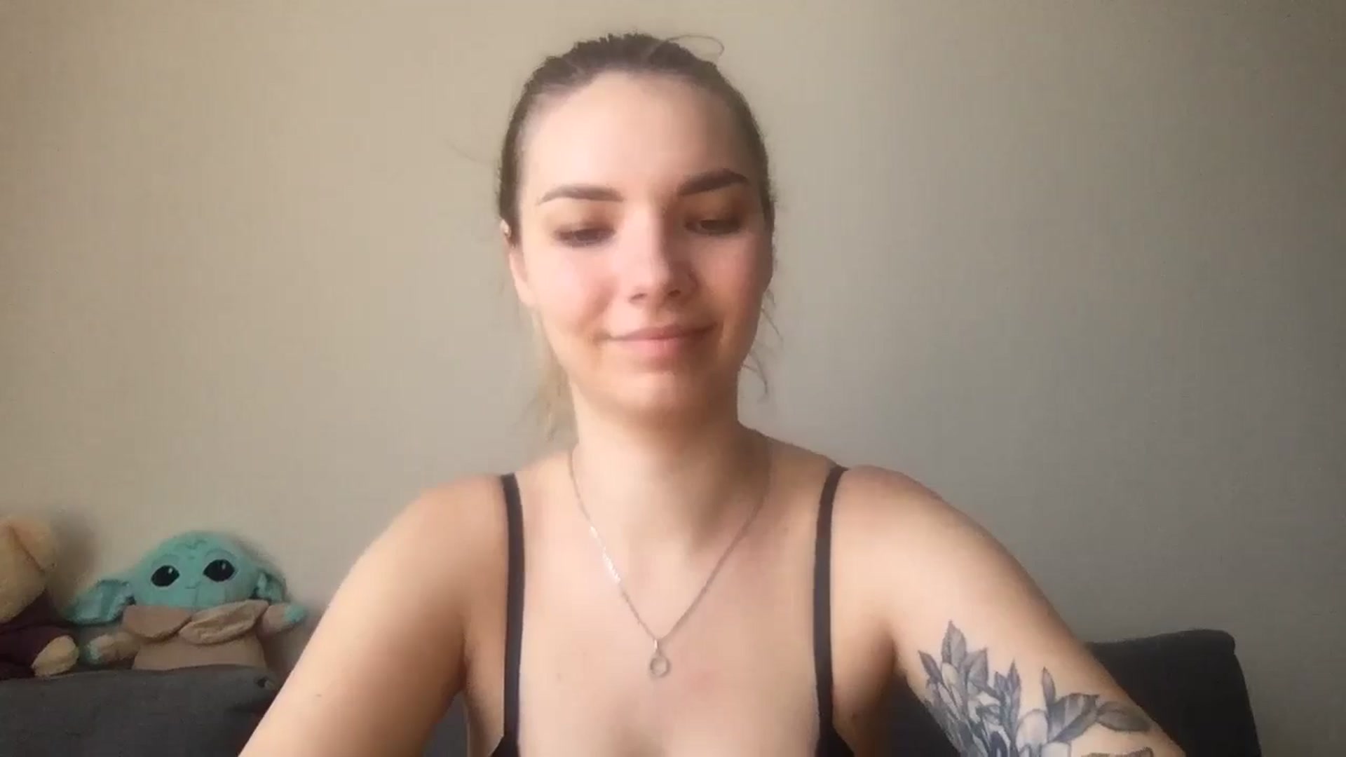 Gallery image thumbnail from SiennaRogers's myfreecams stream on, 07/25/2024, 08:15 image 13 of 20