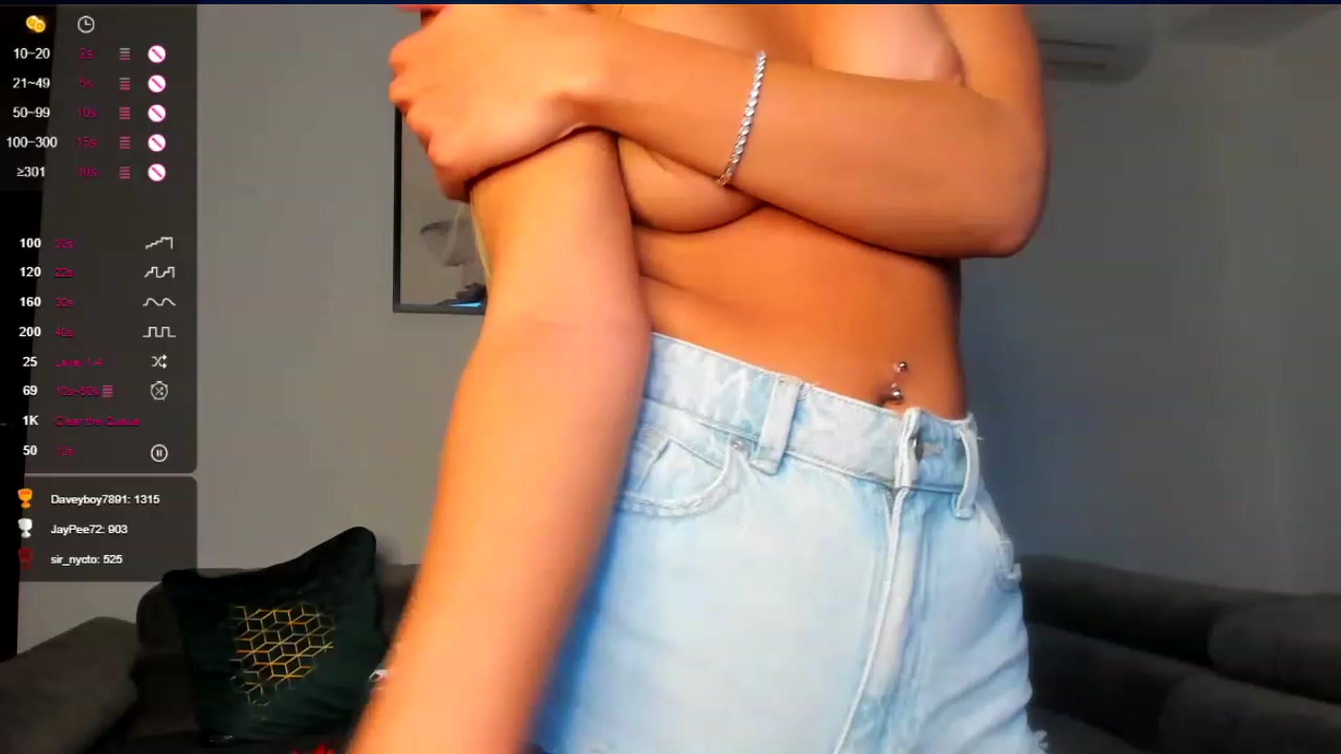 Gallery image thumbnail from Sieraskye's myfreecams stream on, 12/22/2022, 18:55 image 19 of 20