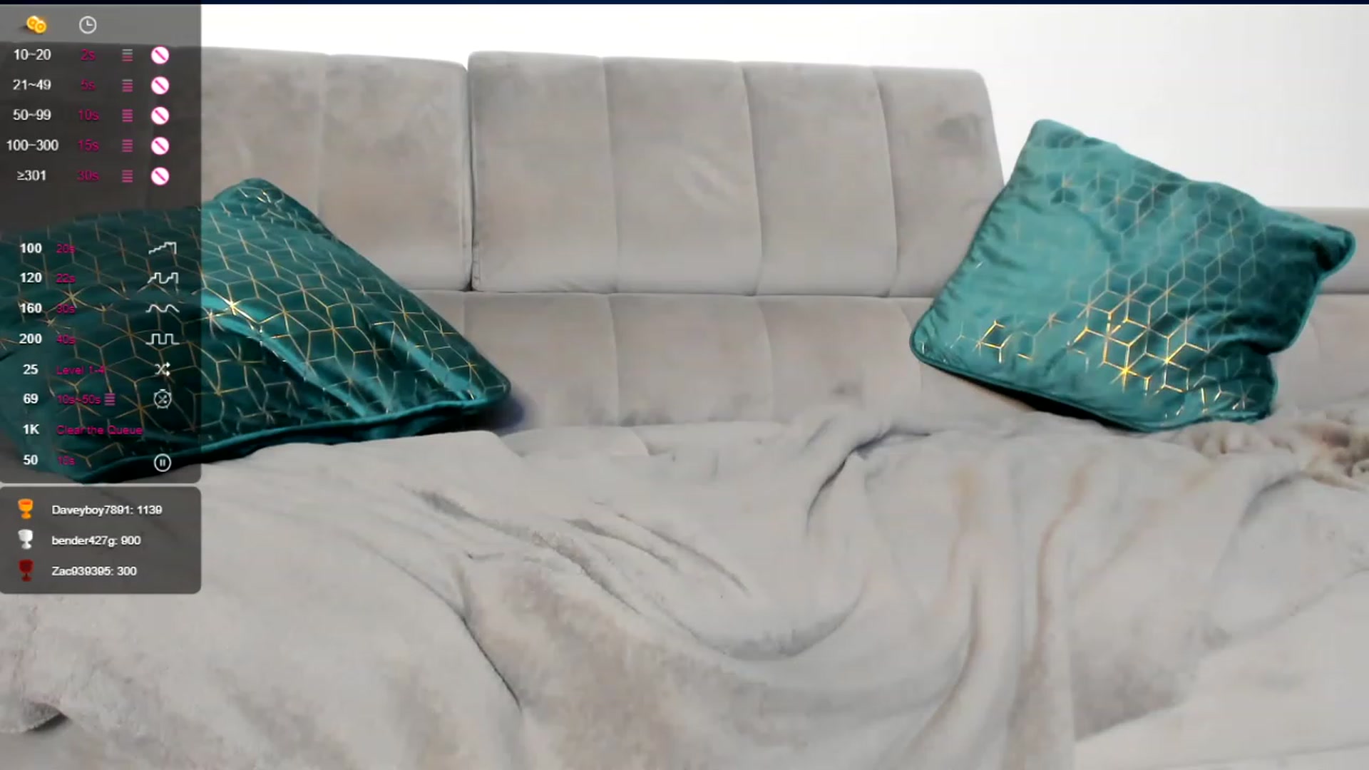 Gallery image thumbnail from Sieraskye's myfreecams stream on, 12/27/2022, 24:12 image 14 of 20