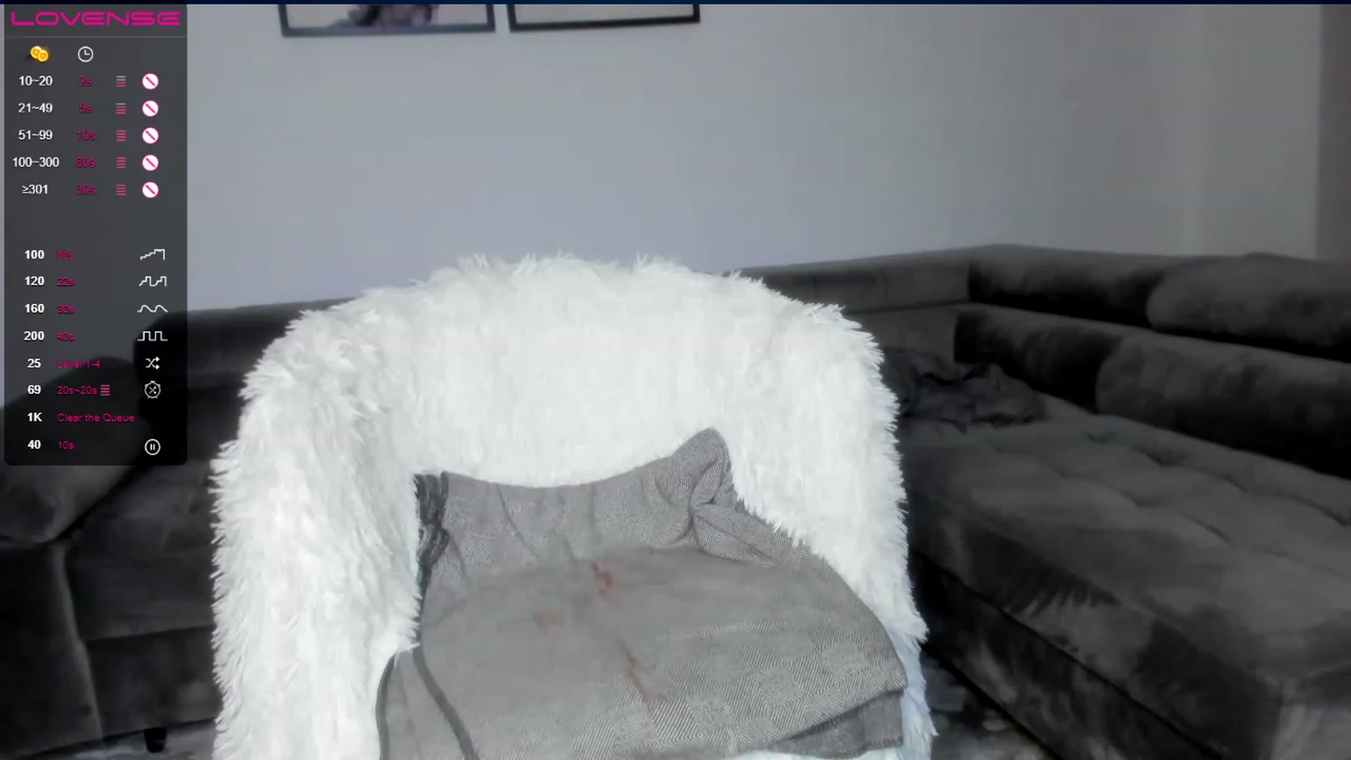 Gallery image thumbnail from Sieraskye's myfreecams stream on, 06/13/2023, 24:52 image 10 of 20