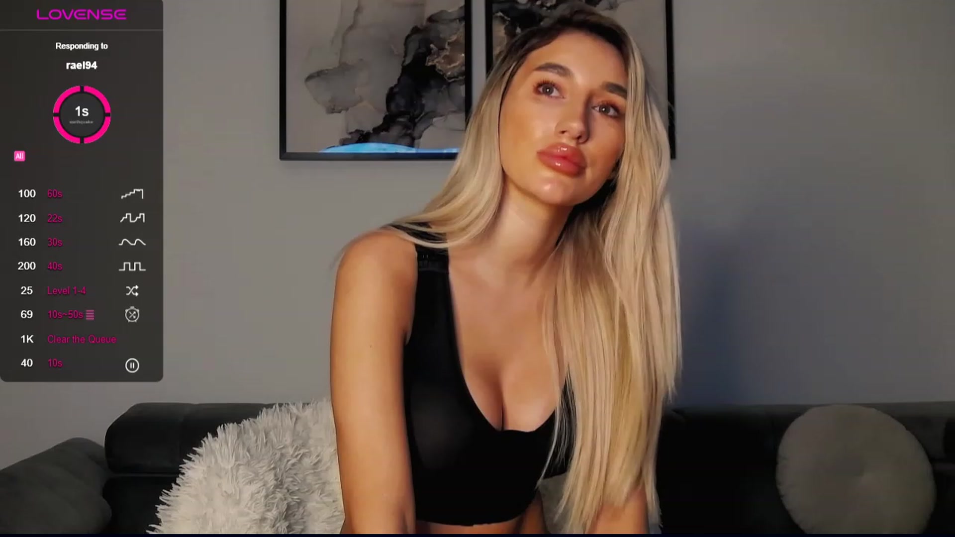 Gallery image thumbnail from Sieraskye's myfreecams stream on, 10/08/2023, 22:21 image 15 of 20