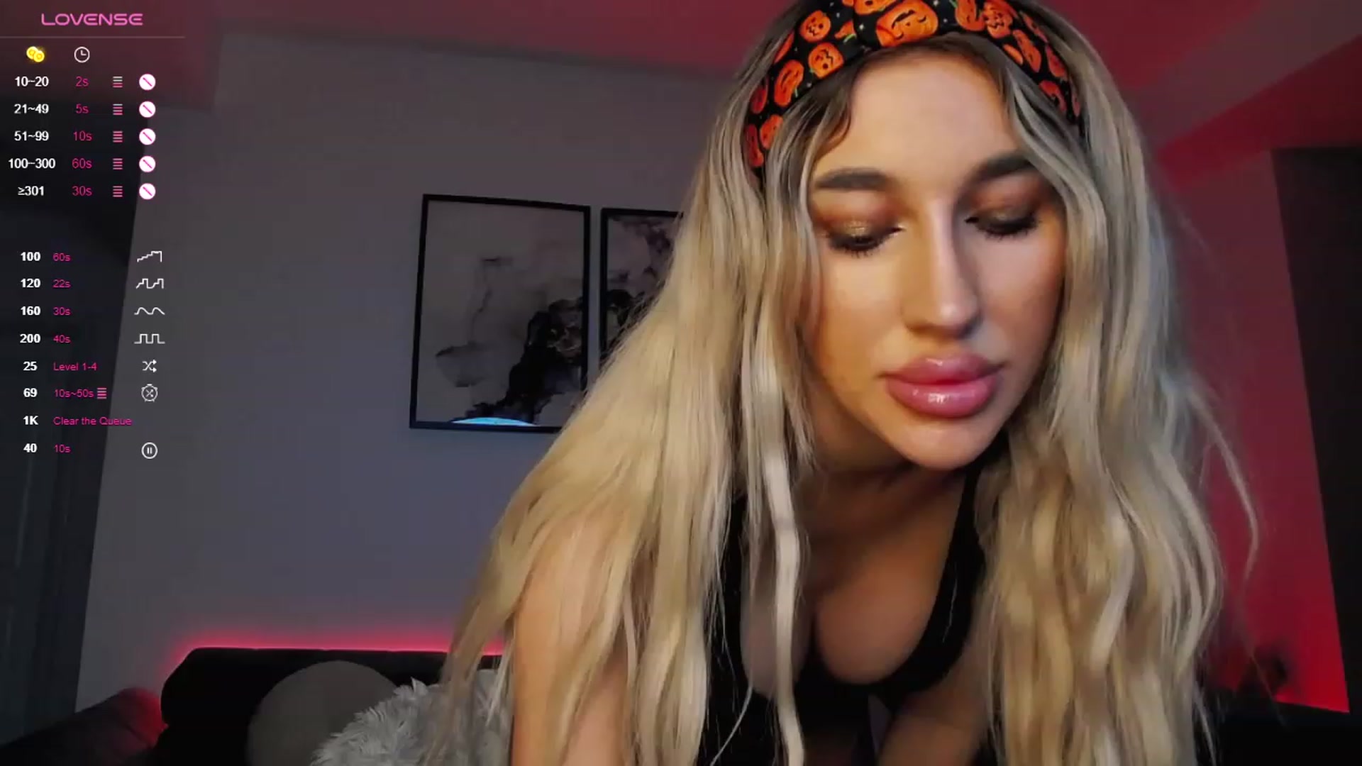 Gallery image thumbnail from Sieraskye's myfreecams stream on, 10/27/2023, 22:39 image 1 of 20