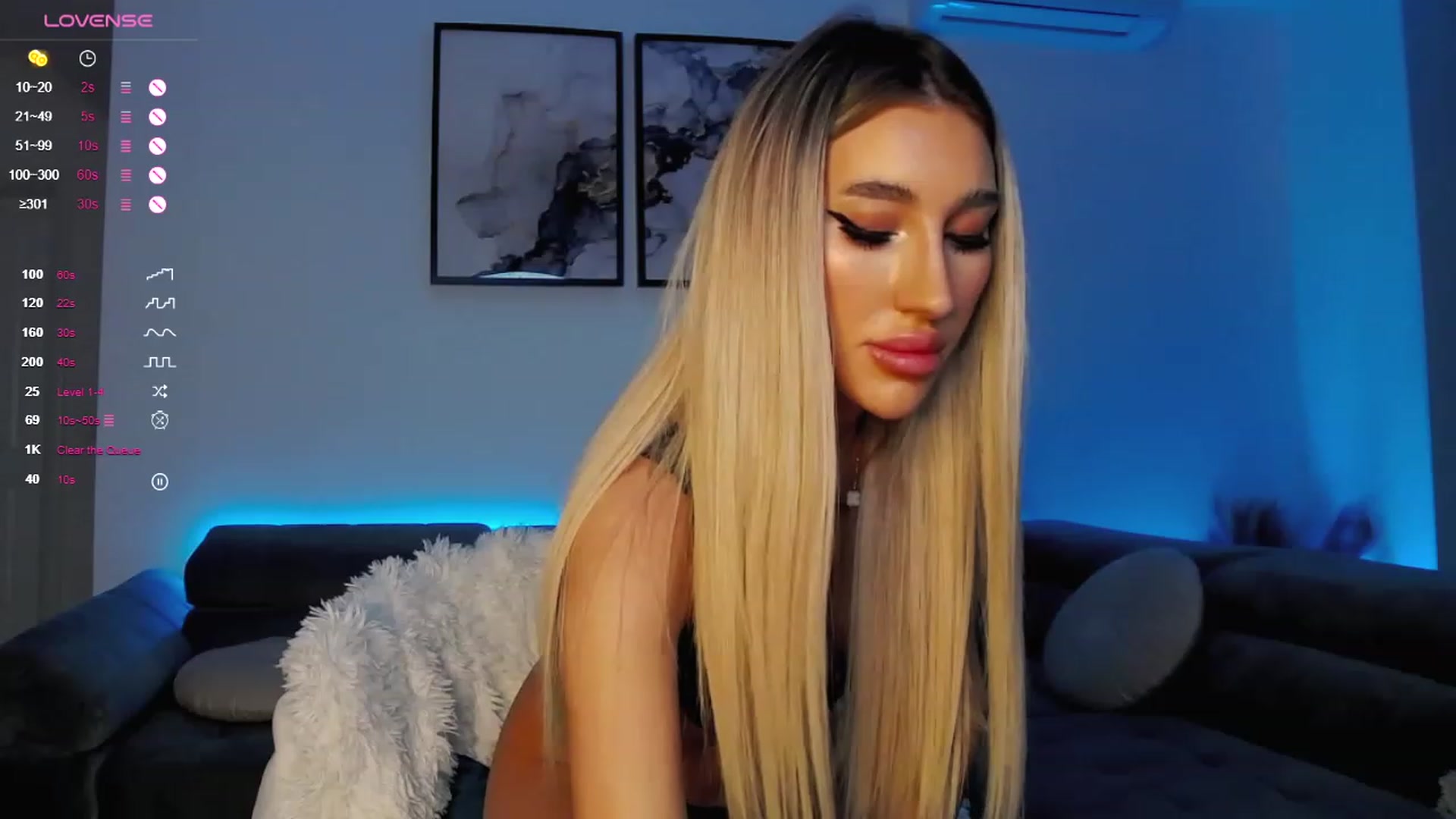 Gallery image thumbnail from Sieraskye's myfreecams stream on, 10/28/2023, 22:46 image 2 of 20