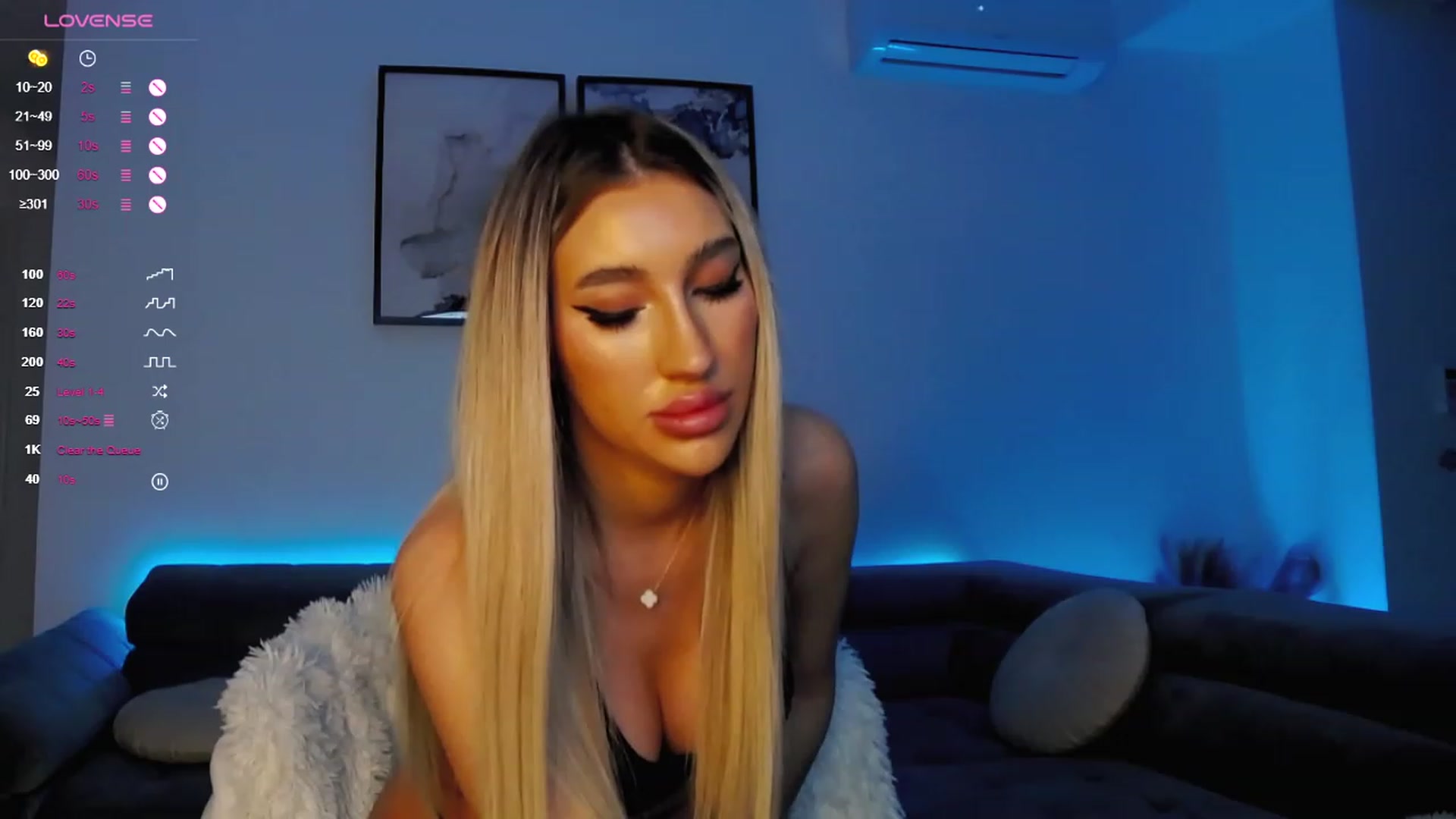 Gallery image thumbnail from Sieraskye's myfreecams stream on, 10/28/2023, 22:46 image 10 of 20