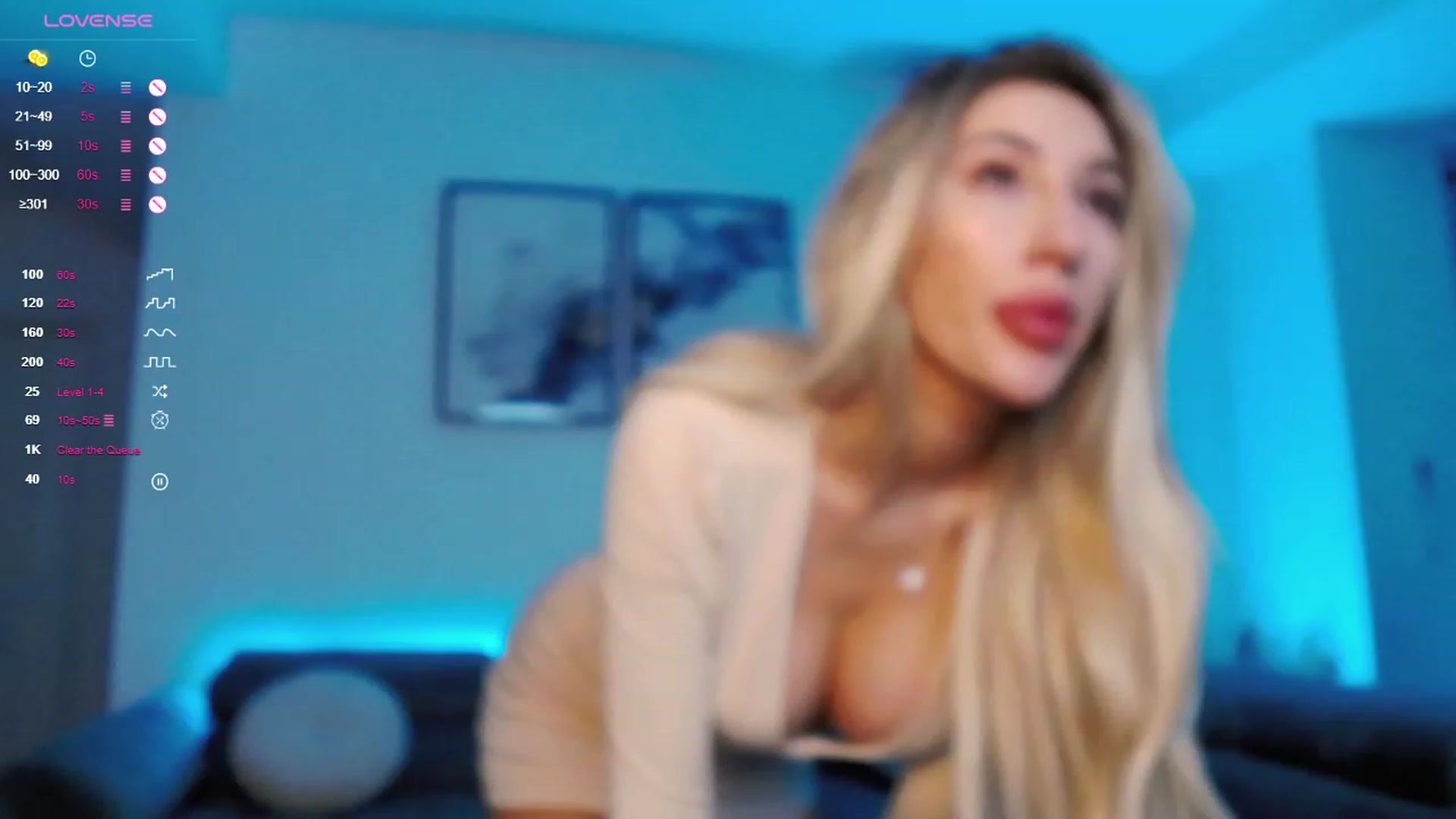 Gallery image thumbnail from Sieraskye's myfreecams stream on, 12/11/2023, 16:03 image 14 of 20