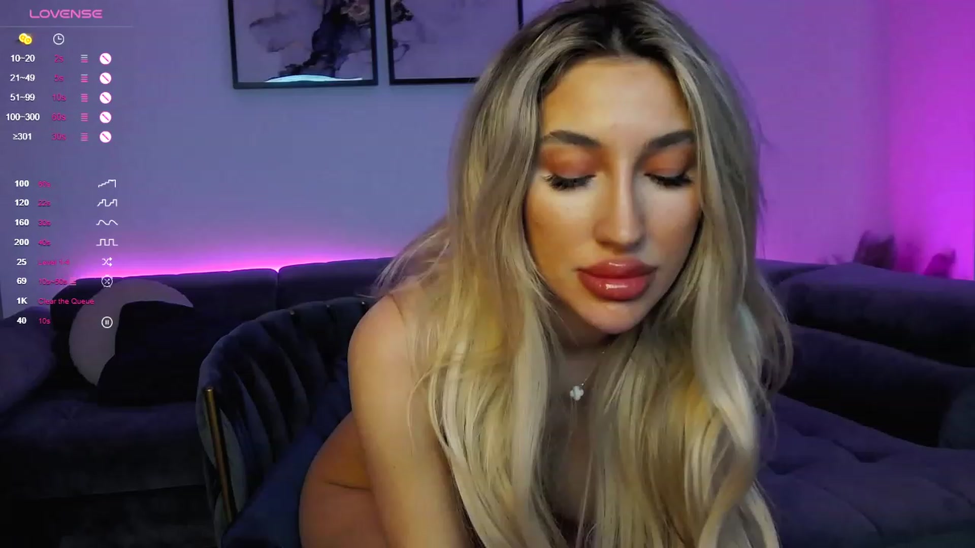 Gallery image thumbnail from Sieraskye's myfreecams stream on, 12/21/2023, 23:00 image 9 of 20