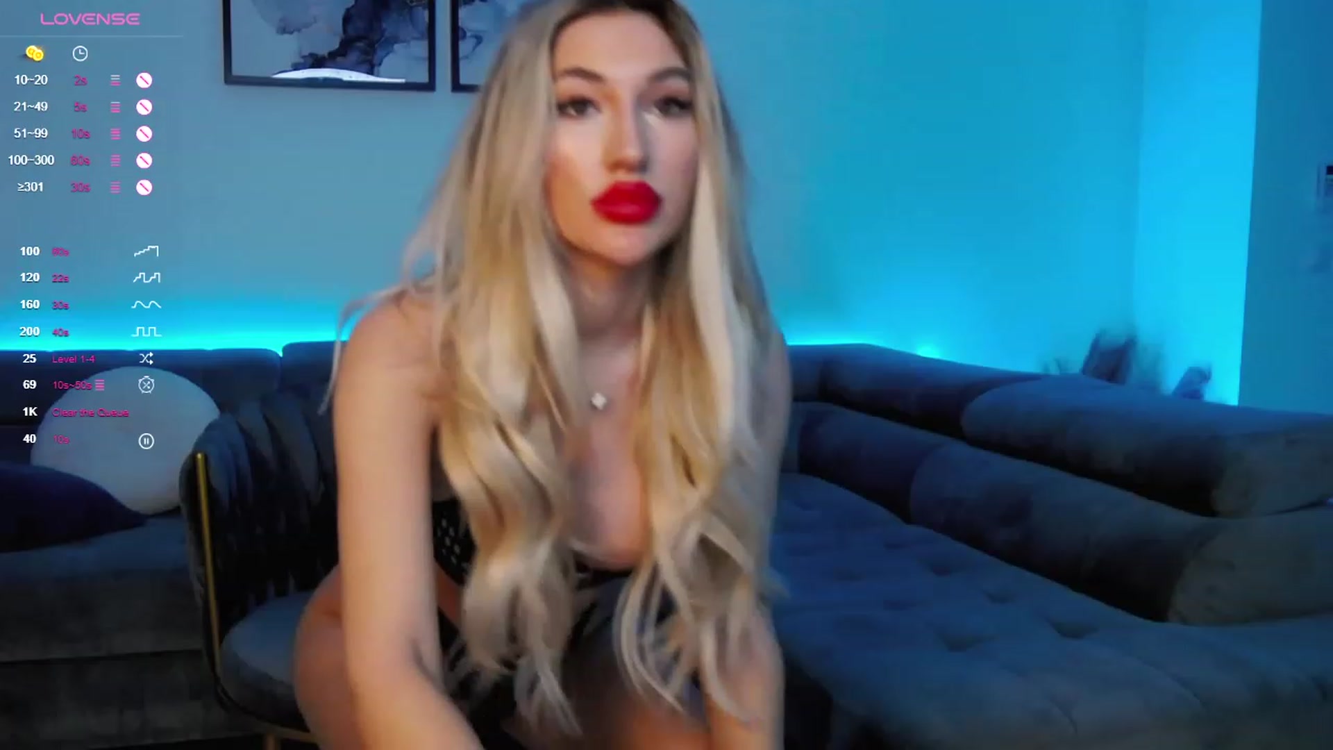 Gallery image thumbnail from Sieraskye's myfreecams stream on, 12/26/2023, 22:04 image 9 of 20