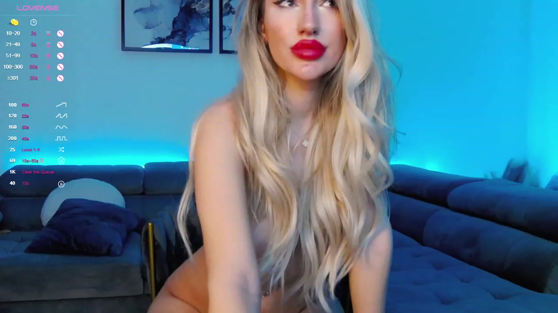 Gallery image thumbnail from Sieraskye's myfreecams stream on, 12/26/2023, 23:08 image 6 of 20