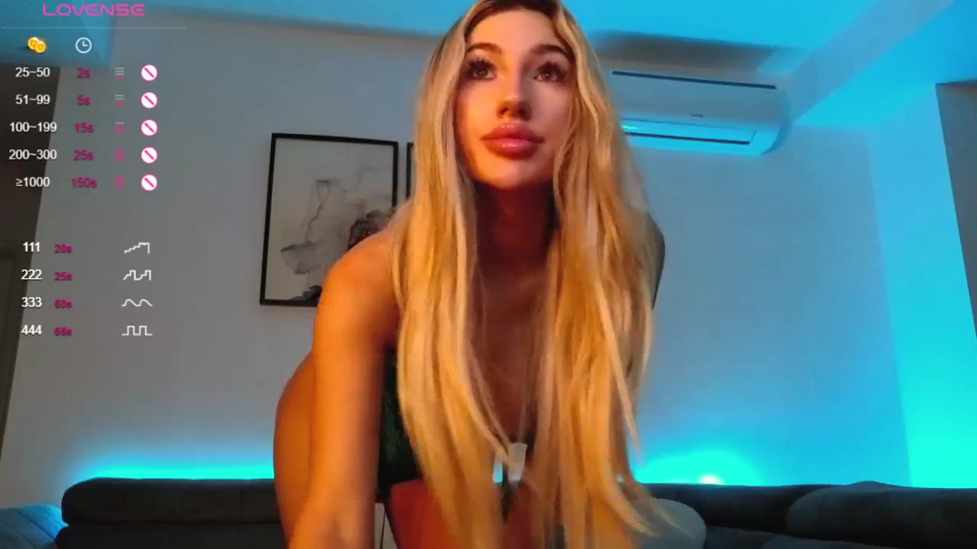 Gallery image thumbnail from Sieraskye's myfreecams stream on, 09/16/2024, 19:31 image 10 of 20