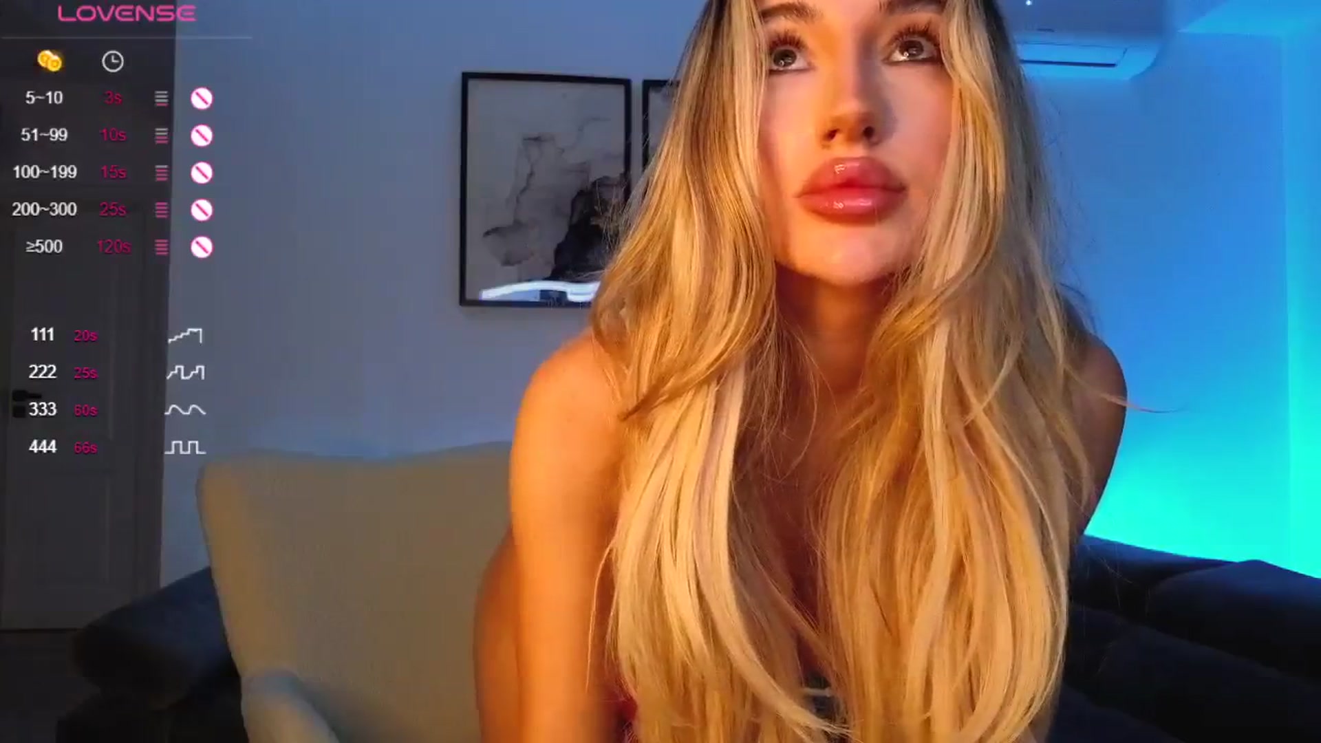 Gallery image thumbnail from Sieraskye's myfreecams stream on, 10/20/2024, 16:11 image 18 of 20