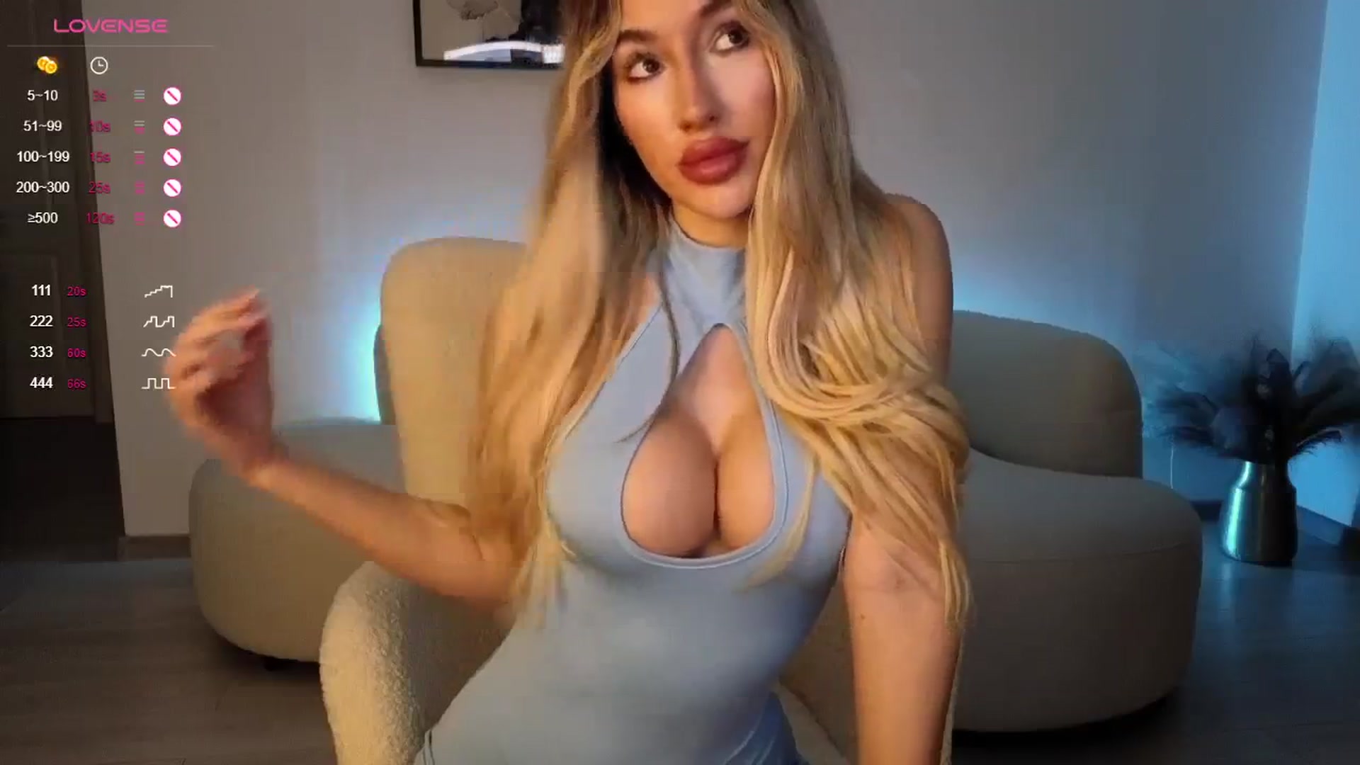 Gallery image thumbnail from Sieraskye's myfreecams stream on, 10/30/2024, 18:04 image 16 of 20