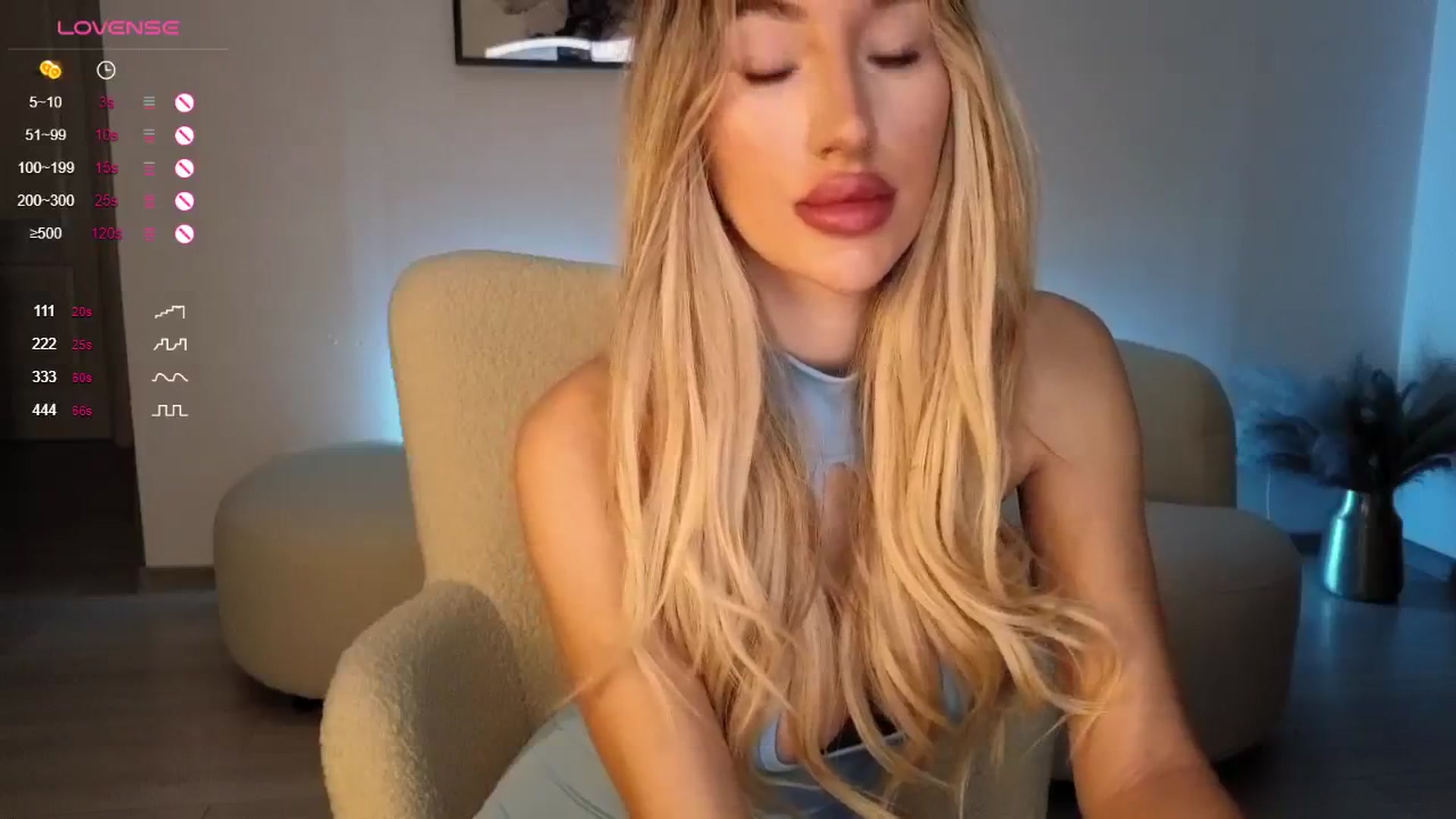 Gallery image thumbnail from Sieraskye's myfreecams stream on, 10/30/2024, 18:04 image 5 of 20