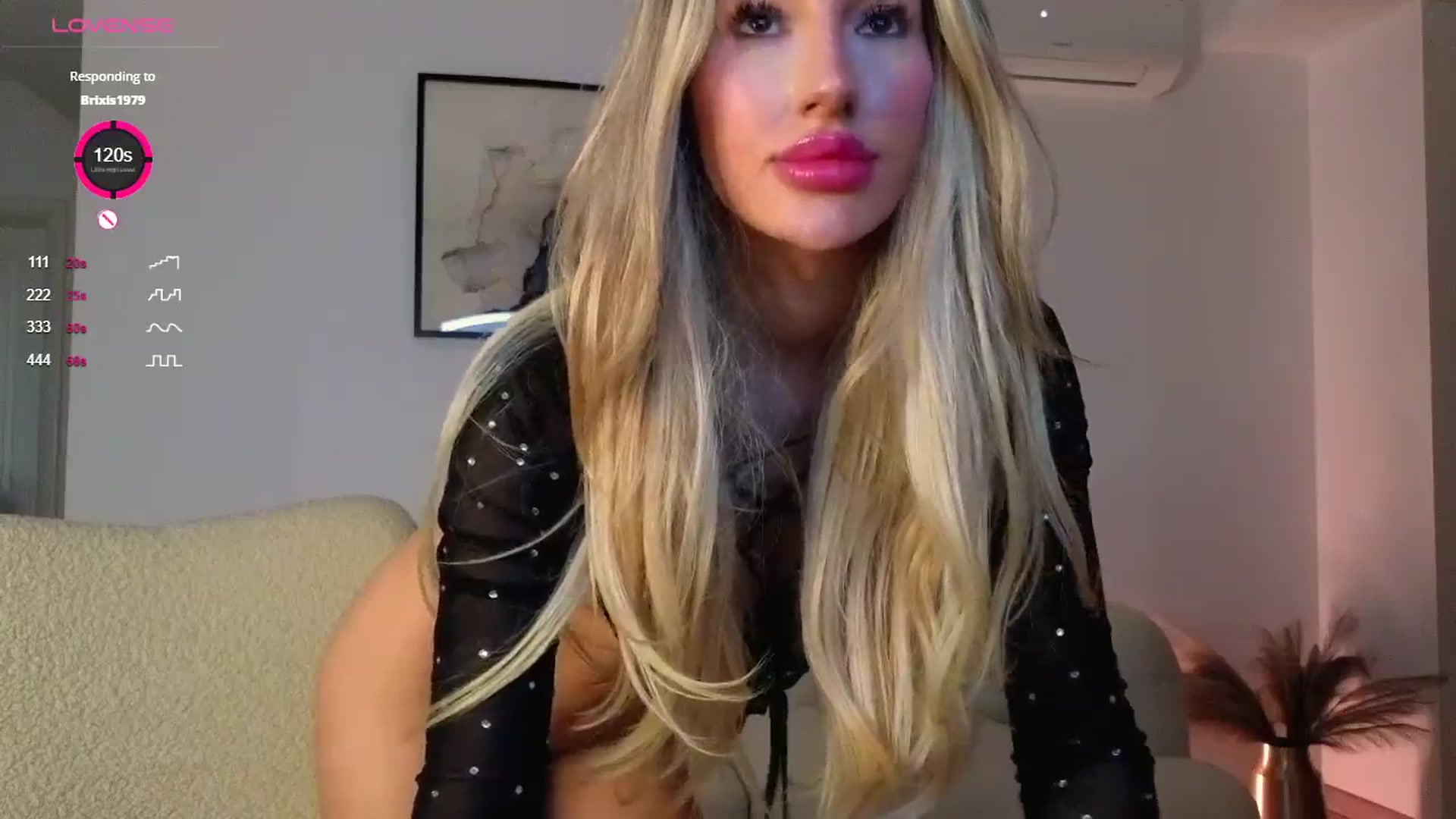 Gallery image thumbnail from Sieraskye's myfreecams stream on, 01/24/2025, 19:17 image 10 of 20