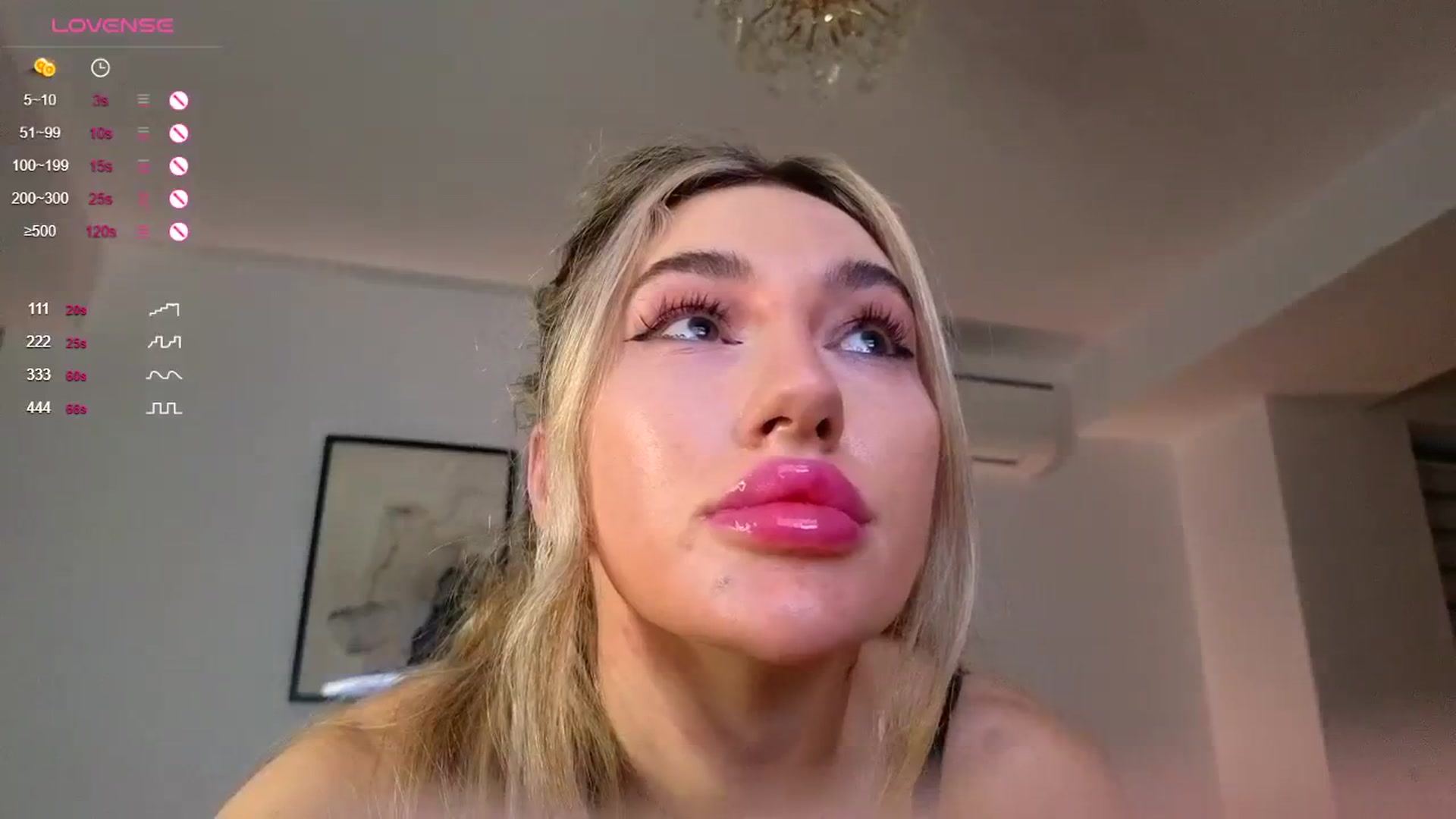 Gallery image thumbnail from Sieraskye's myfreecams stream on, 03/04/2025, 22:38 image 8 of 20