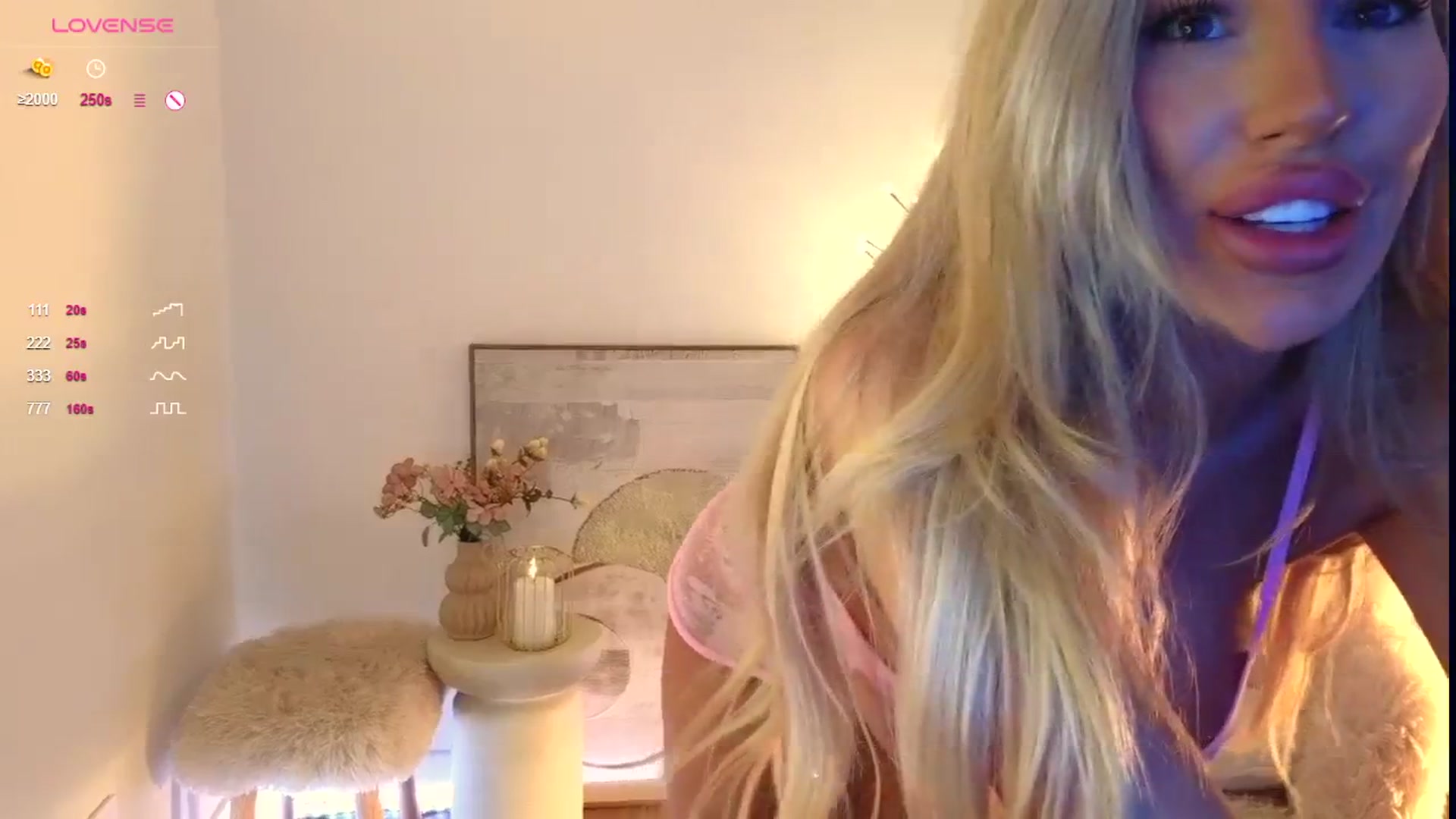 Gallery image thumbnail from Sieraskye's myfreecams stream on, 12/17/2025, 20:41 image 18 of 20