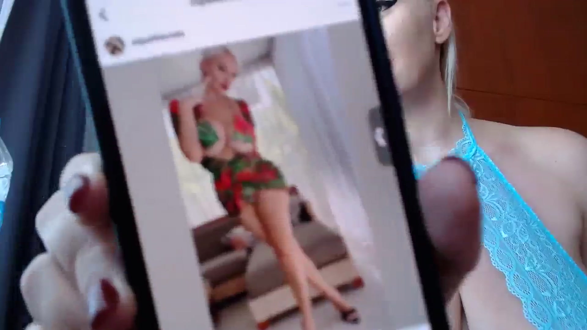 Gallery image thumbnail from SigalBlonde's myfreecams stream on, 02/22/2024, 08:47 image 16 of 20